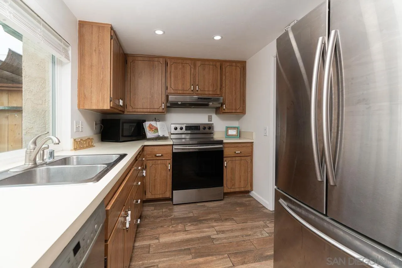 https://cdn.realtyfeed.com/cdn/127/260015118/5c5cd7f0d6f3acff8e7194f033cfcedc.webp