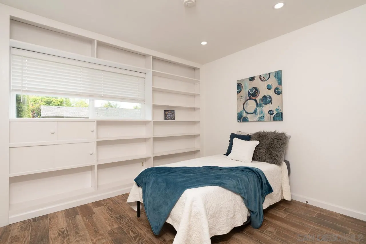 https://cdn.realtyfeed.com/cdn/127/260015118/a5f0c157fa13836d487b25e14790a1a1.webp