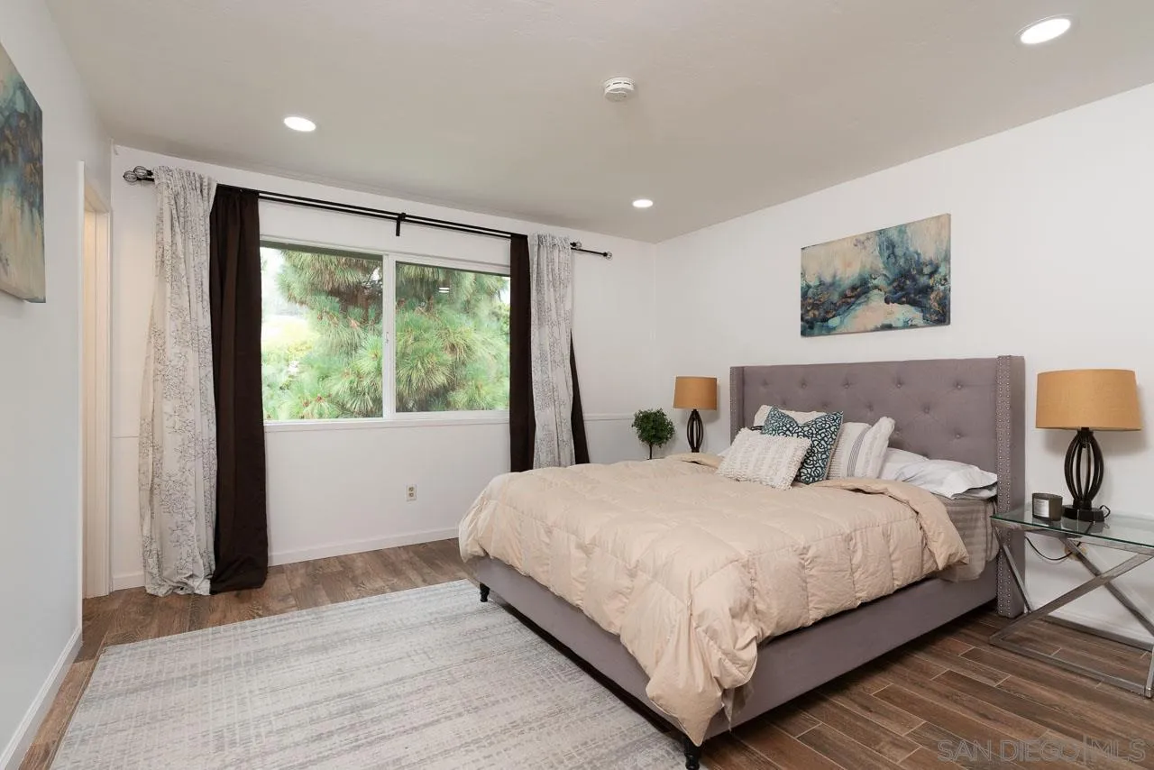 https://cdn.realtyfeed.com/cdn/127/260015118/f15f15bac41978b1e84da67b42cca1c9.webp