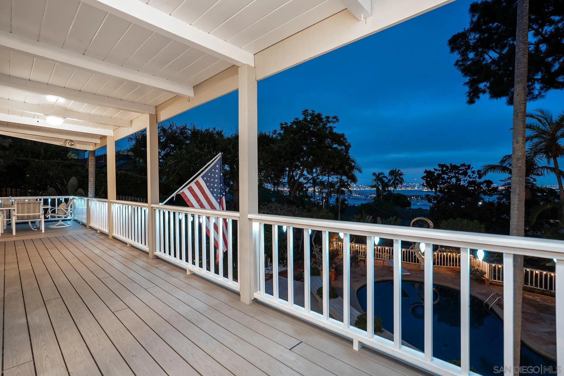 https://cdn.realtyfeed.com/cdn/127/260015121/0983aae6696ce71d1c6d62ac1ee686ff.webp