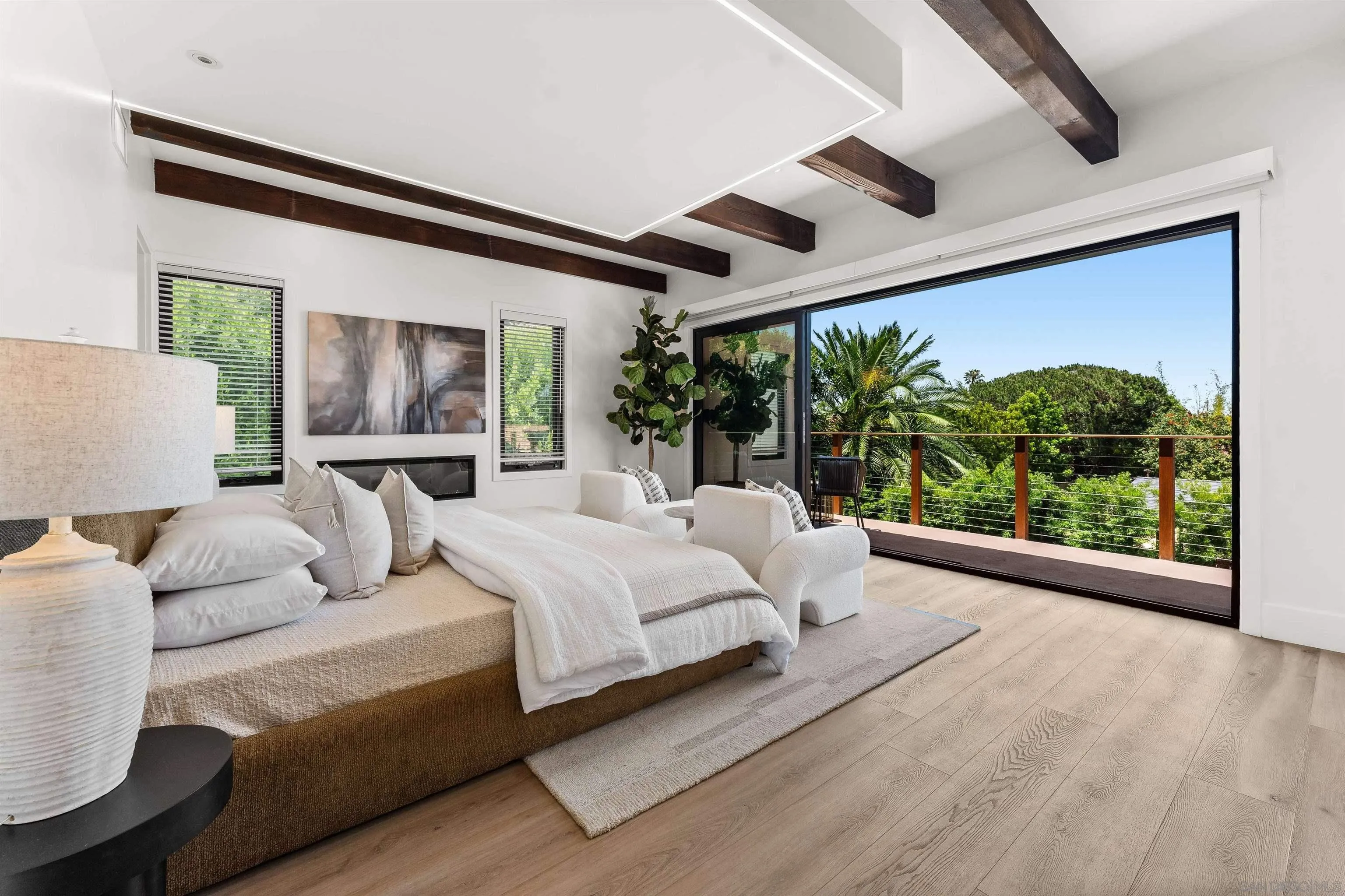 https://cdn.realtyfeed.com/cdn/127/260015122/2c4b759baf79c5b910a1aac4a4e9859f.webp