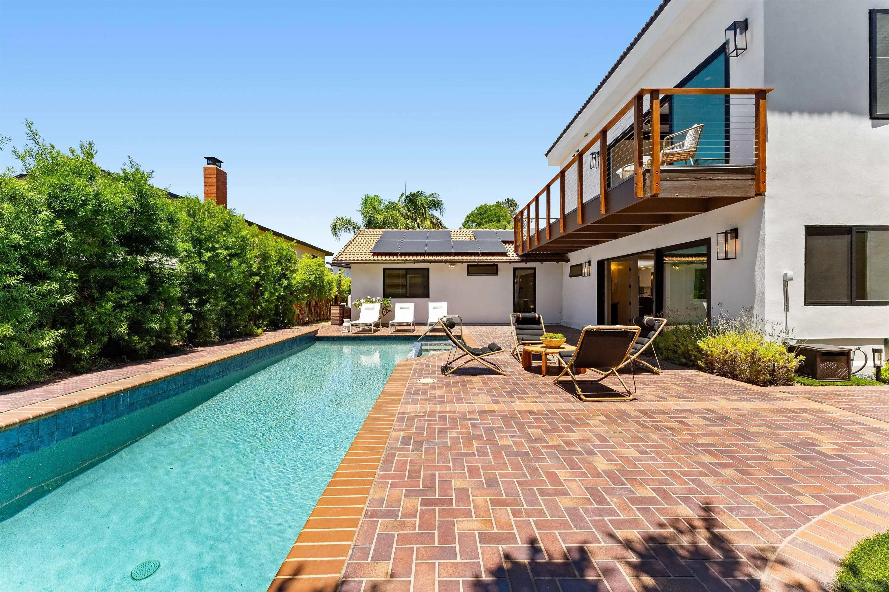 https://cdn.realtyfeed.com/cdn/127/260015122/3c7a592bfa7f222bc0c03d9d7d3af076.webp