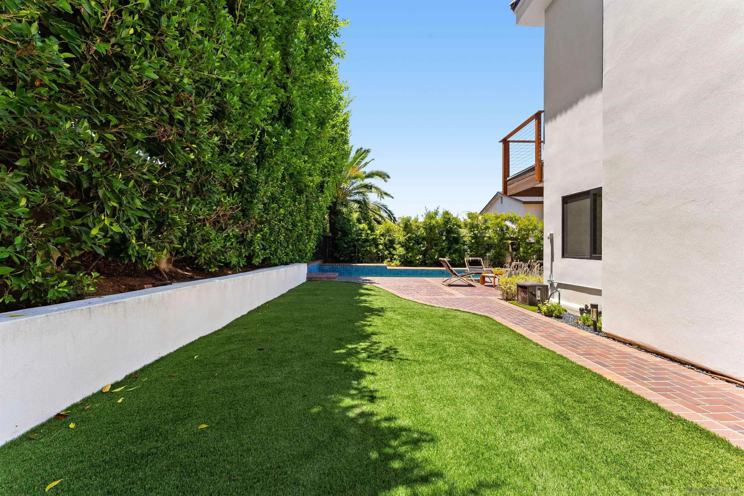 https://cdn.realtyfeed.com/cdn/127/260015122/e2bd33705194f09bbac213594141c2f9.webp