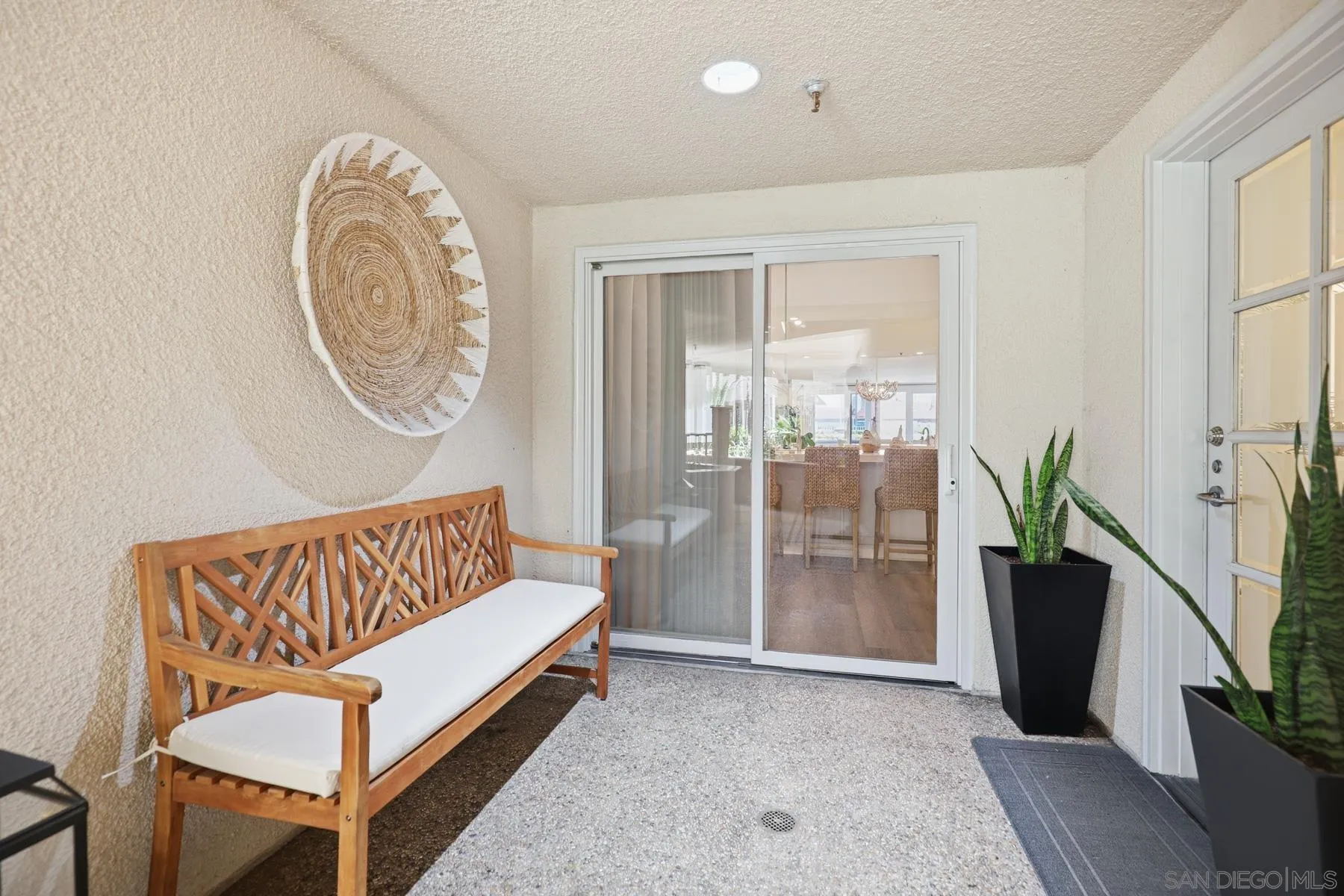 Photo #4: 260015127 Listing: Photo #4