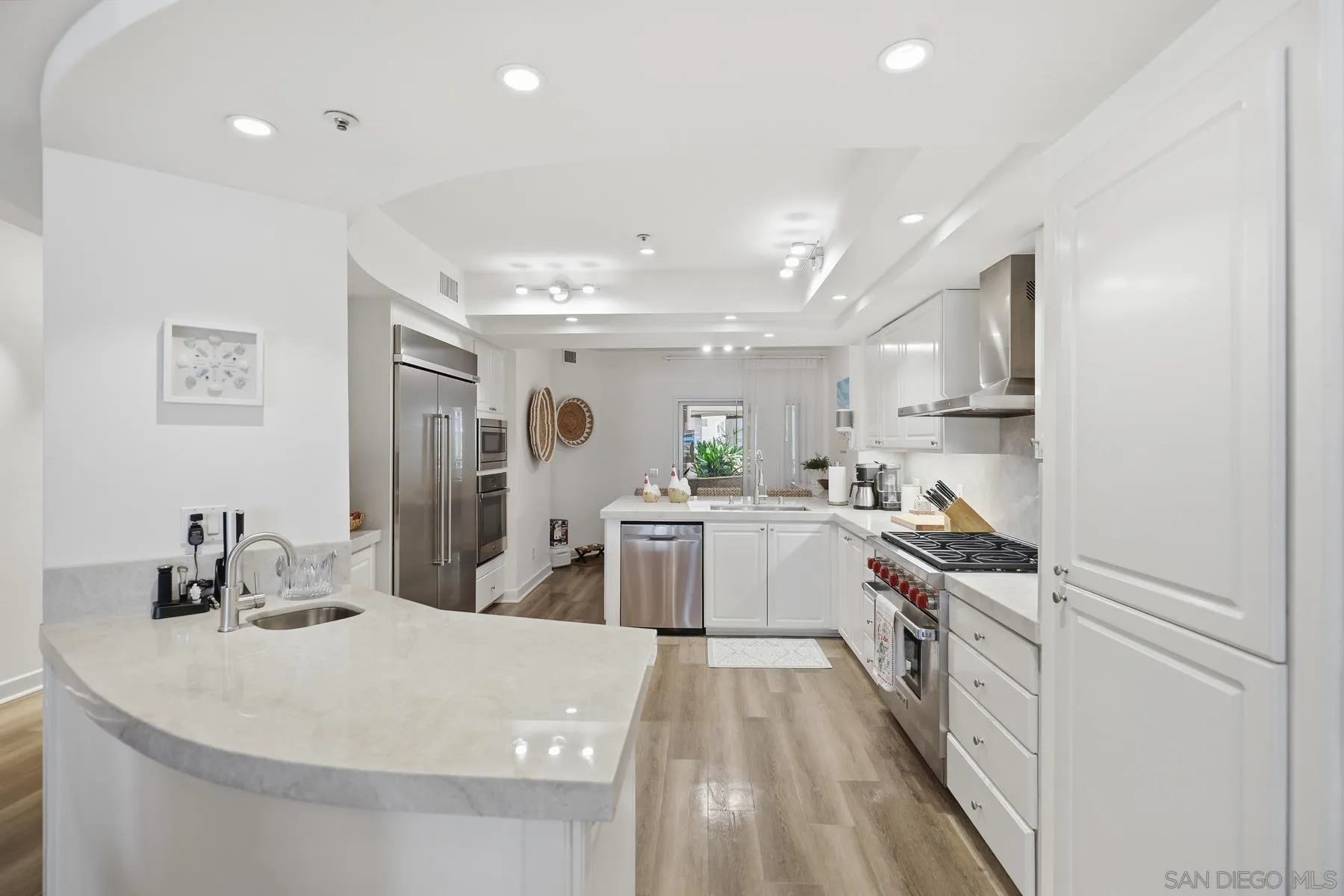 Photo #13: 260015127 Listing: Photo #13