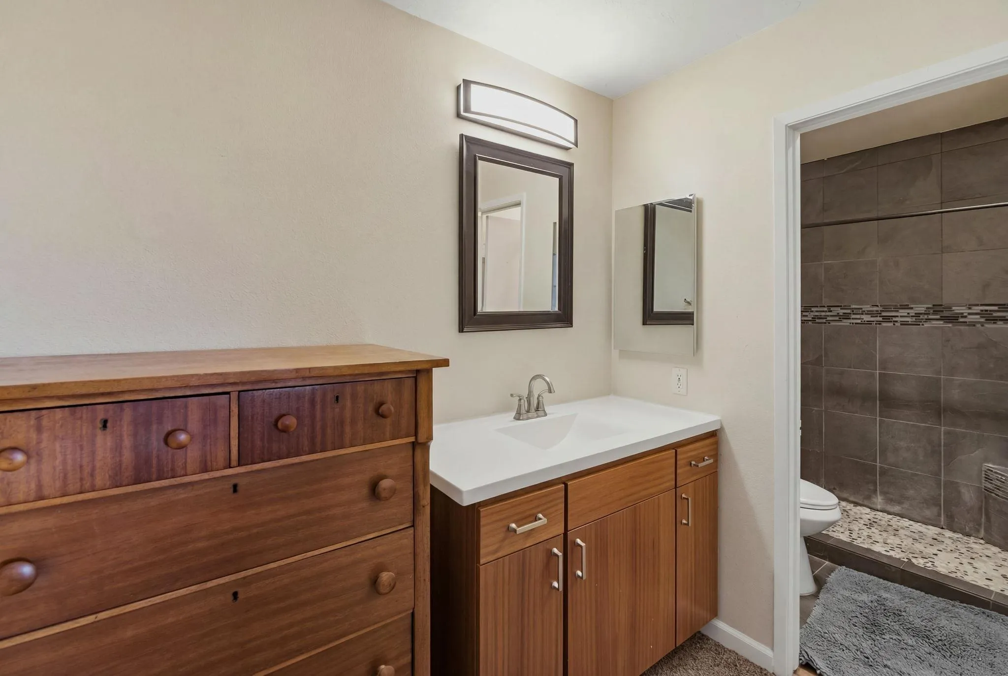 https://cdn.realtyfeed.com/cdn/127/260015128/2ab9b99c6c63a259975bcf5e5da05e1e.webp