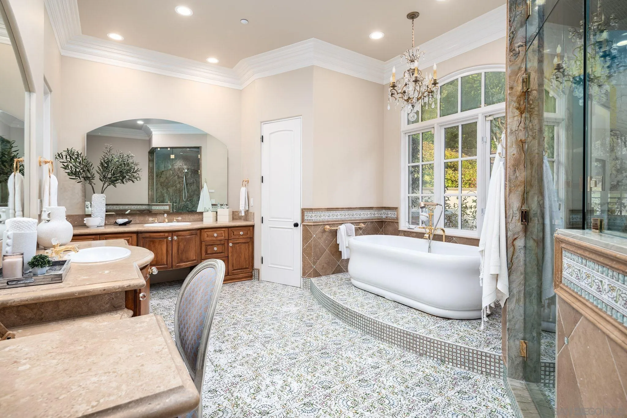 https://cdn.realtyfeed.com/cdn/127/260015130/331bbca2453c28e9a343d9d6e1e6aae9.webp