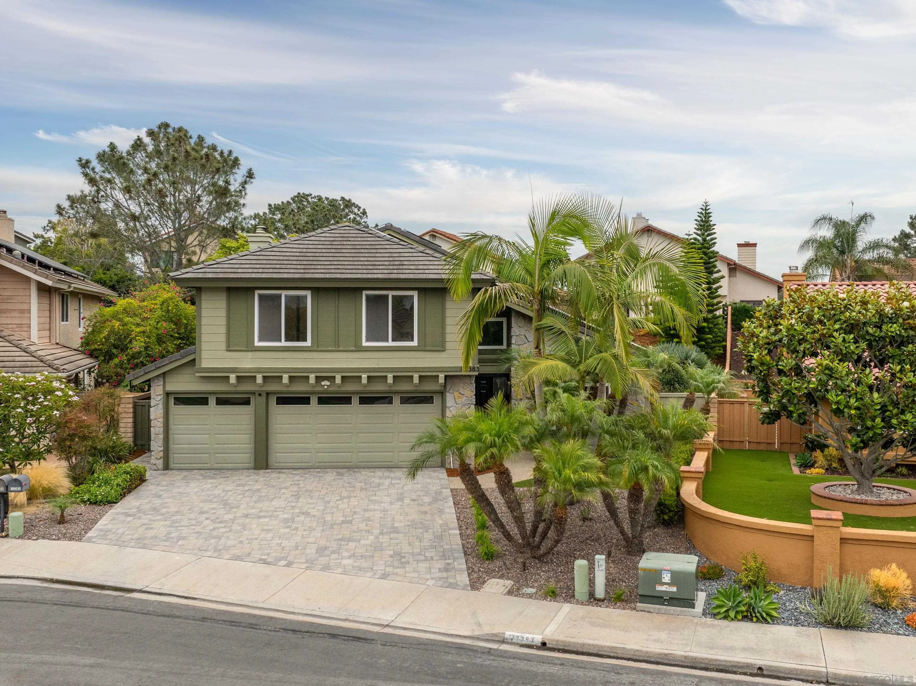 https://cdn.realtyfeed.com/cdn/127/260015137/dc9f7d176f7a9367b7cc8a72c9aea8d5.webp