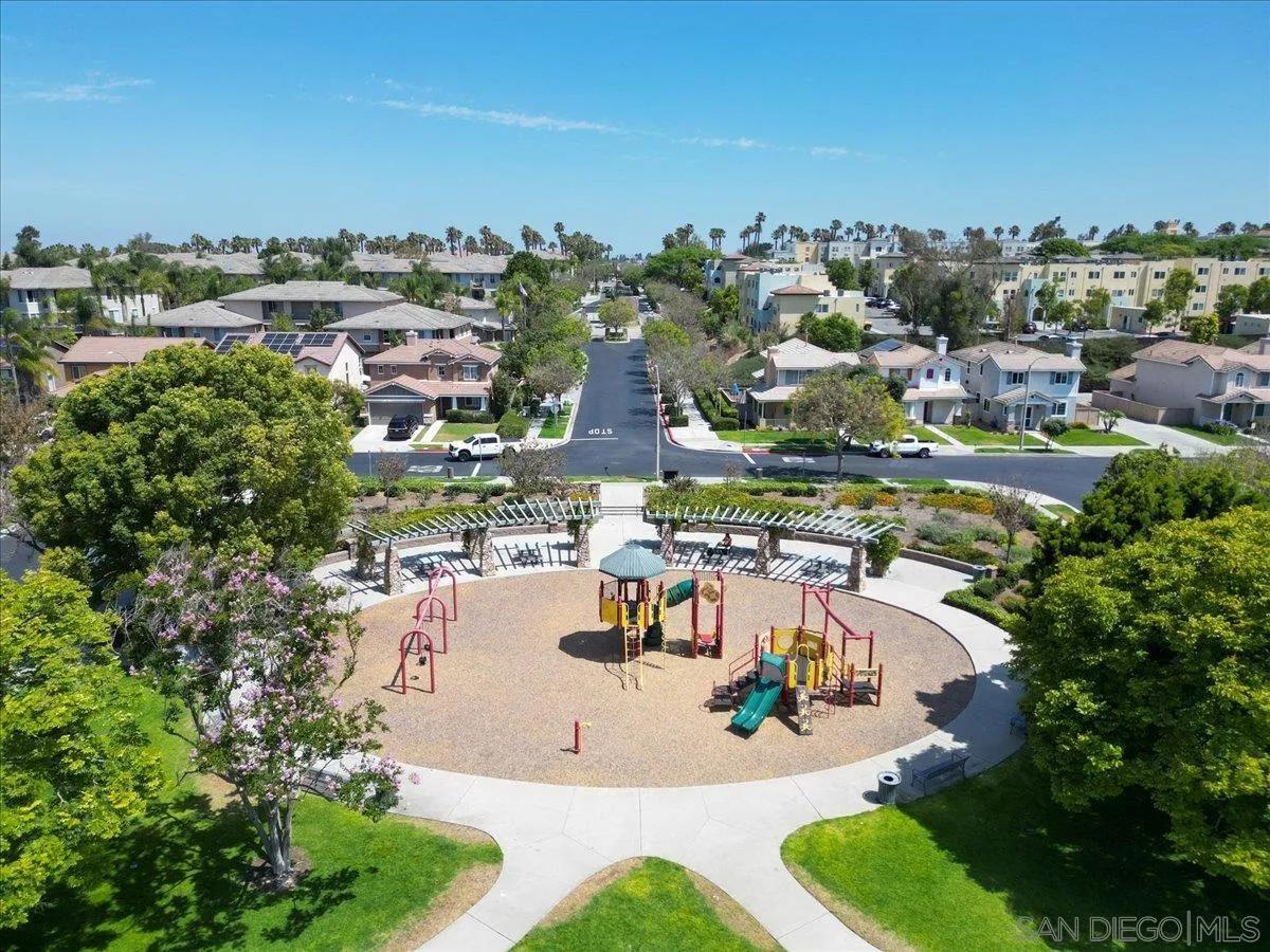 https://cdn.realtyfeed.com/cdn/127/260015144/814f0bee1f61fe15481d3c5dd1b4ca55.webp
