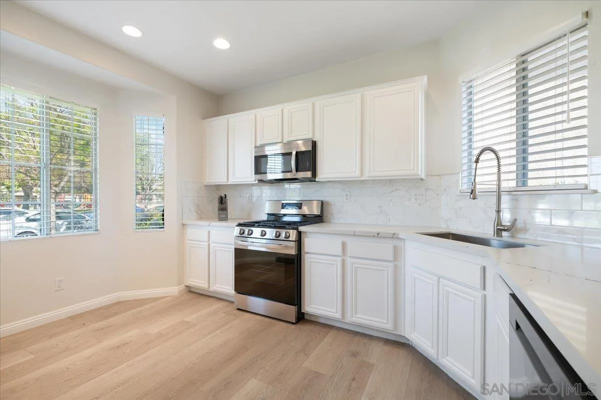 https://cdn.realtyfeed.com/cdn/127/260015144/c698ab56be62d0dca4d6f67f30bfecc0.webp