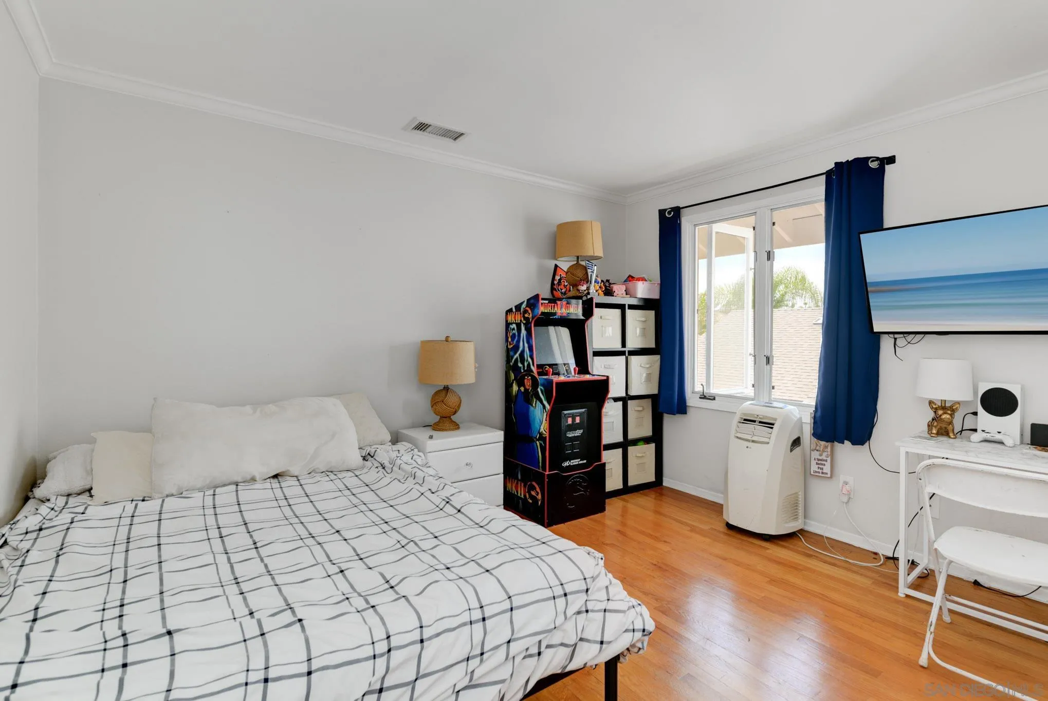 https://cdn.realtyfeed.com/cdn/127/260015145/03dc73359fbb2379decabe5c28765abd.webp