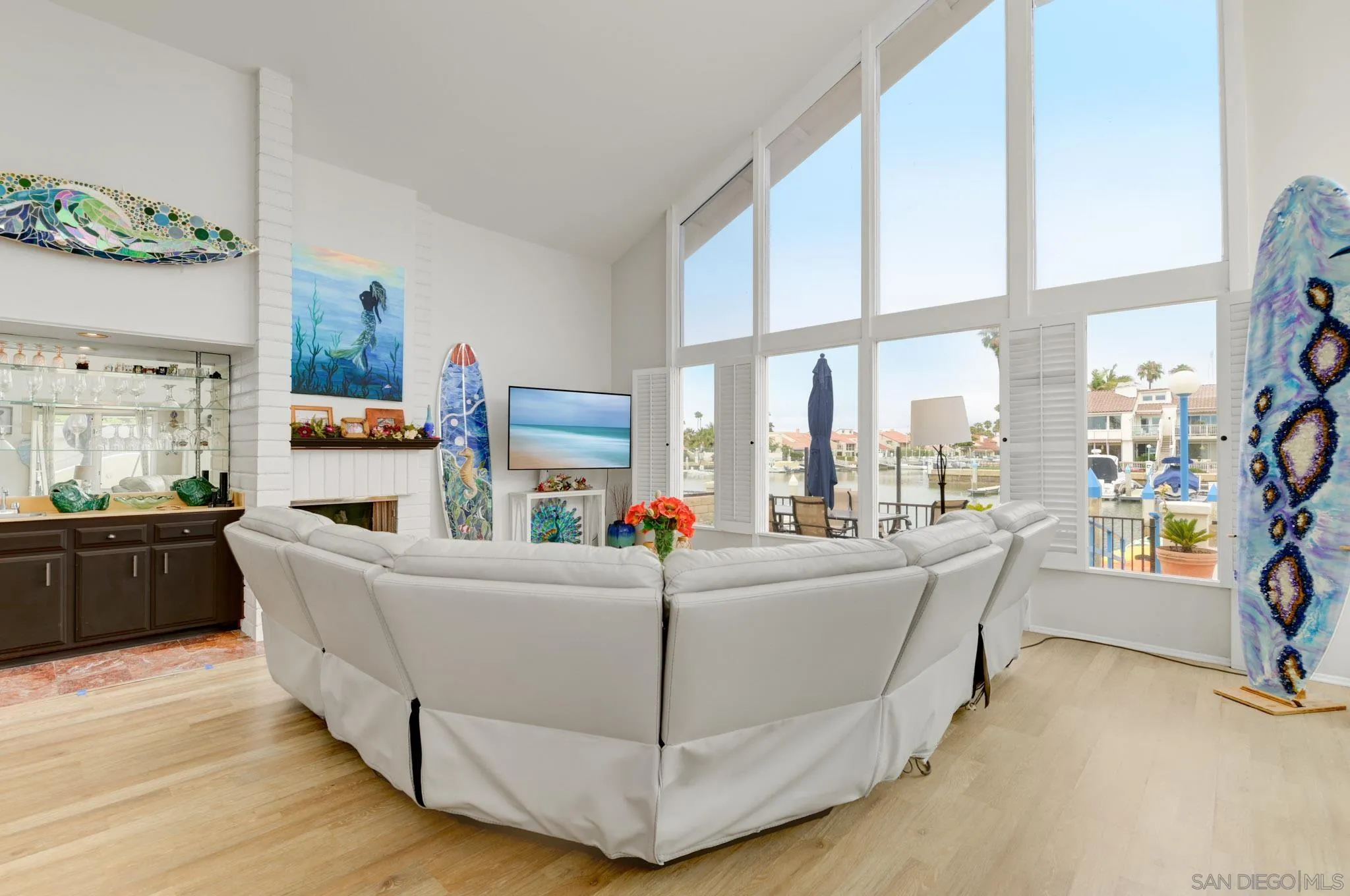 https://cdn.realtyfeed.com/cdn/127/260015145/b130cf8e3452065b1bc30049f2c61184.webp