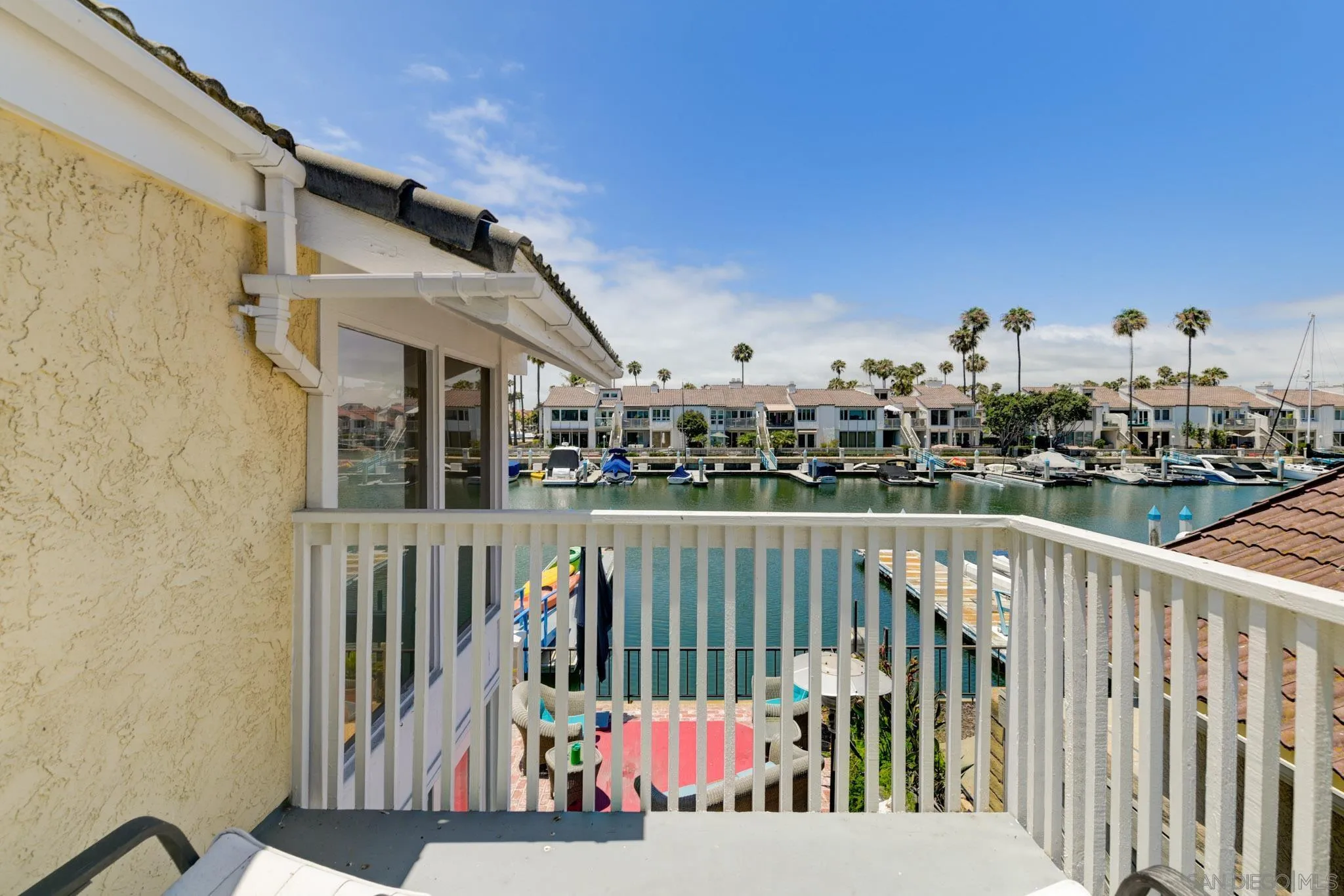 https://cdn.realtyfeed.com/cdn/127/260015145/f59a2a754560ccc75634ee361ff5f456.webp