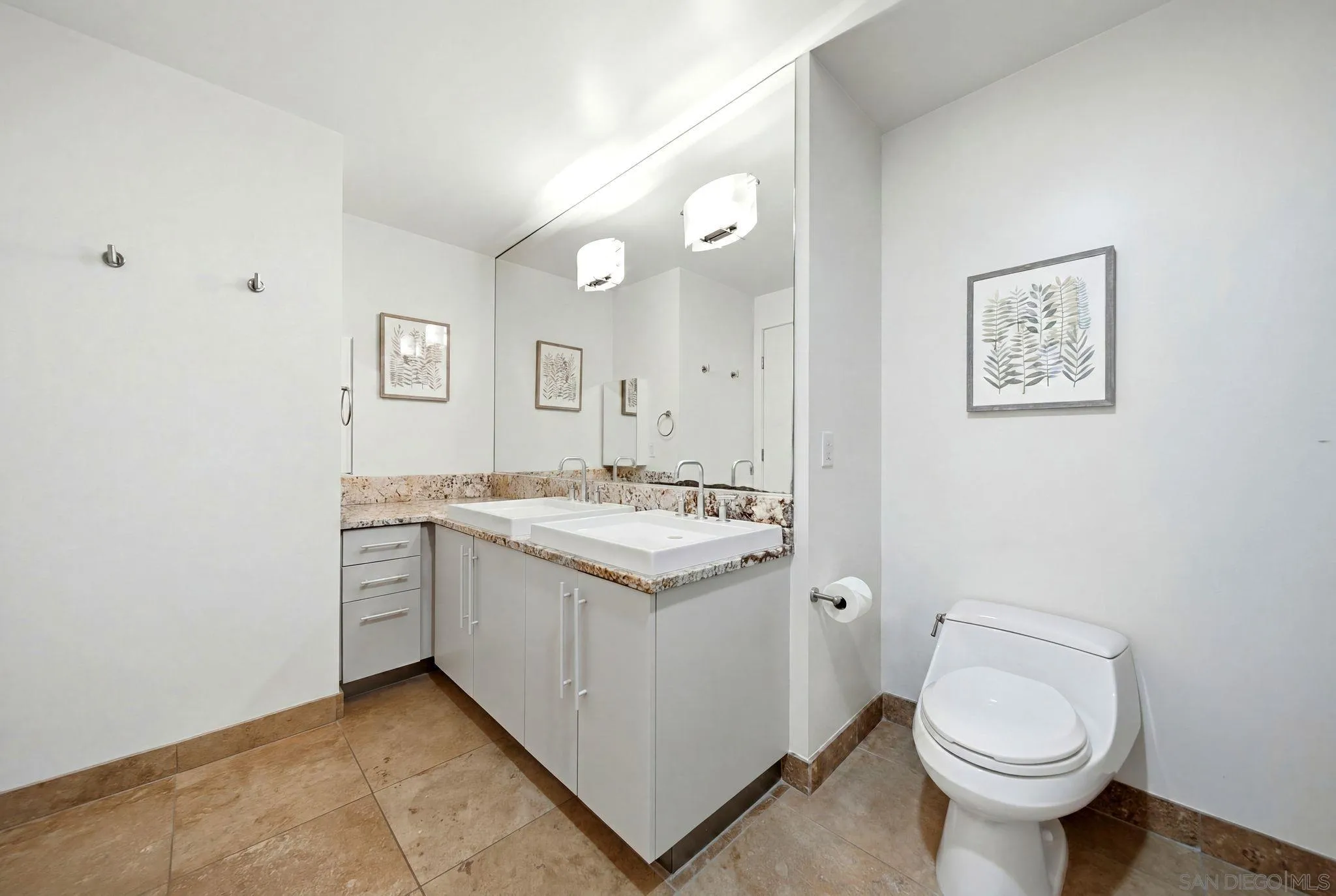Photo #31: 260015148 Listing: Photo #31