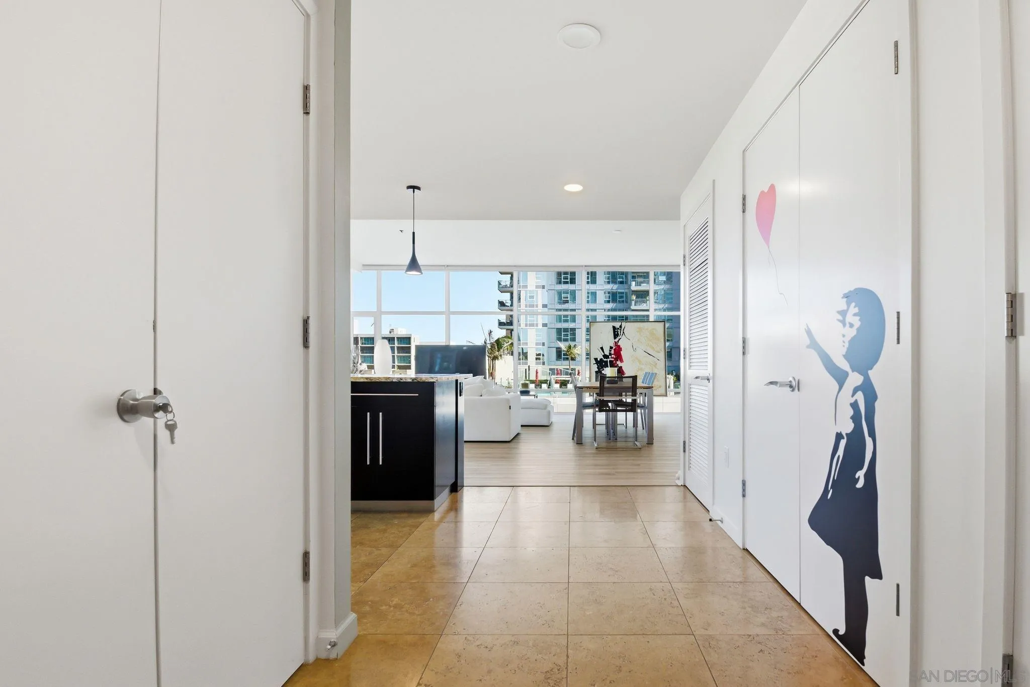 https://cdn.realtyfeed.com/cdn/127/260015148/1abeeb1fd6384abca3862e46f142b06c.webp