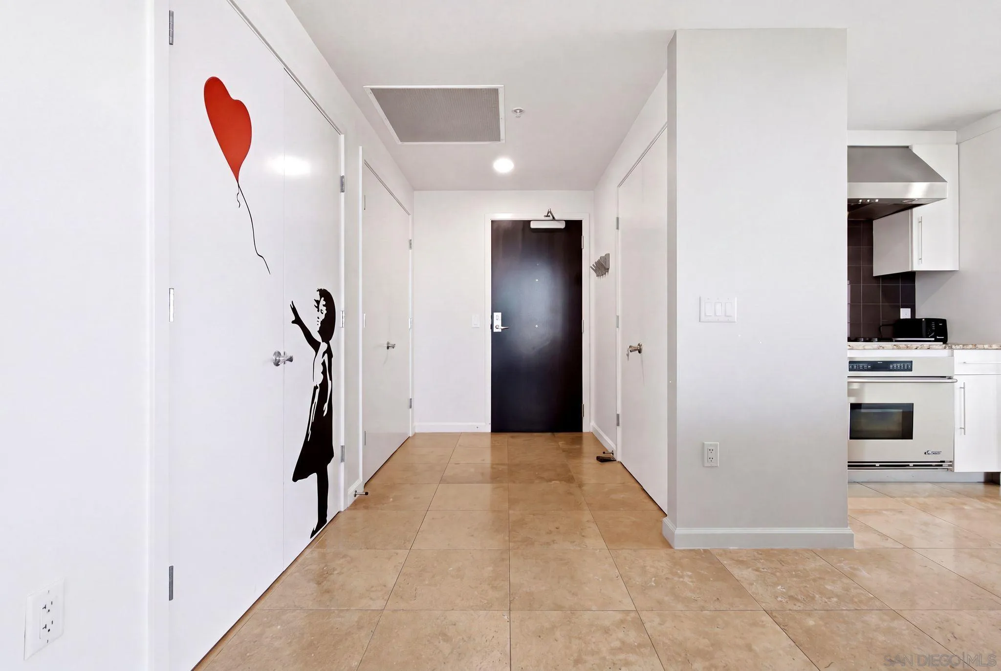 Photo #8: 260015148 Listing: Photo #8