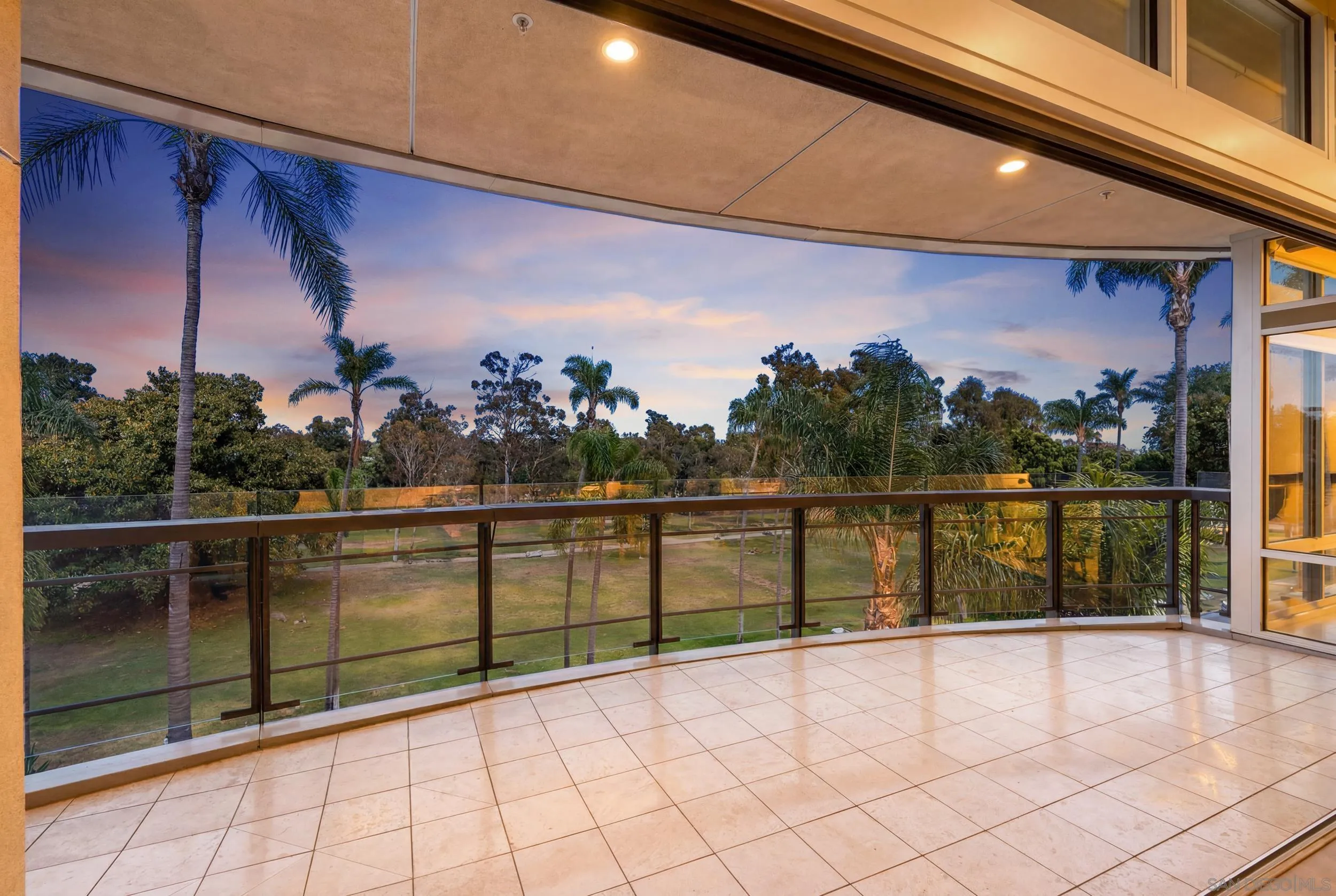 https://cdn.realtyfeed.com/cdn/127/260015152/198f1da5154d34afaaed9fe7310c70c8.webp