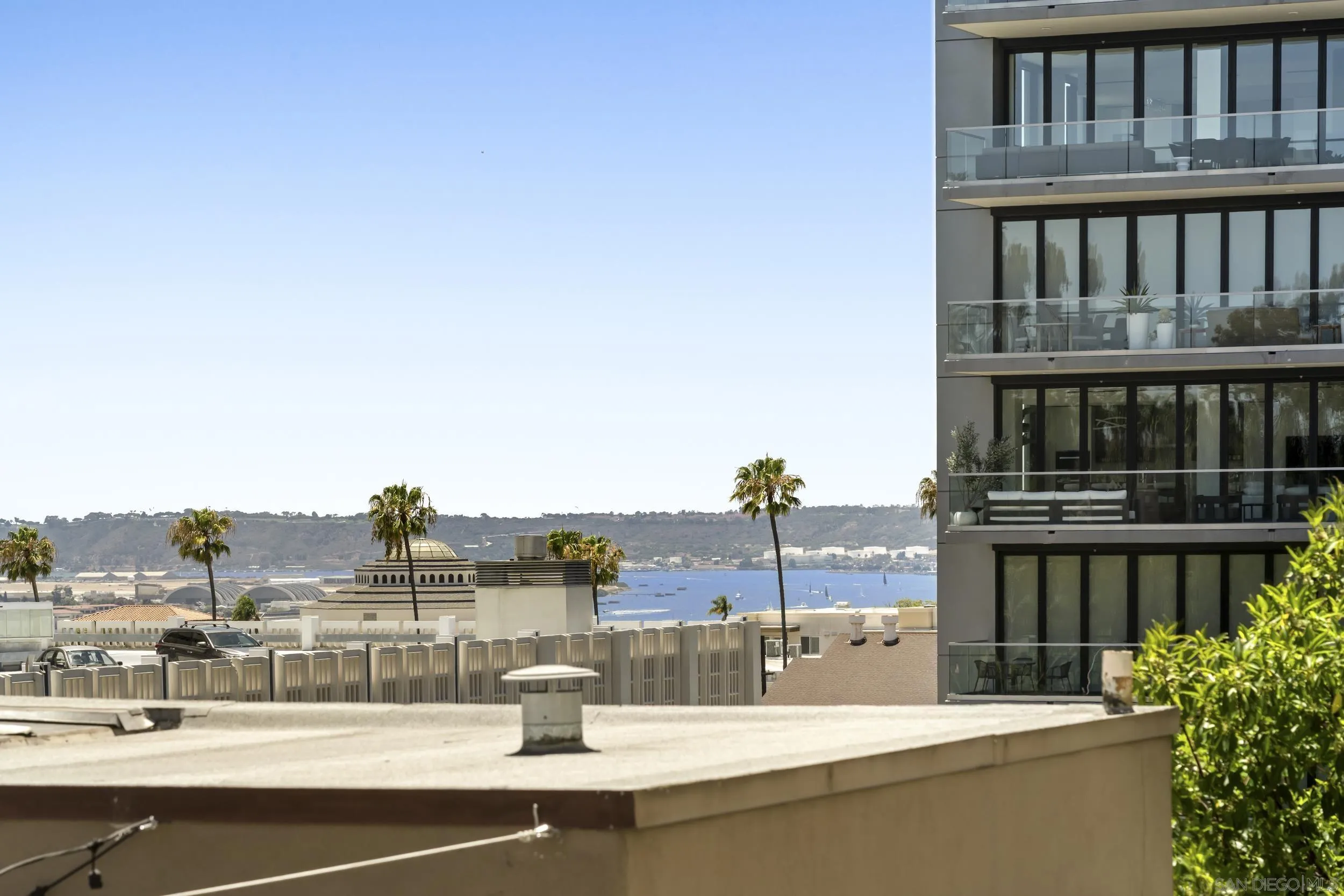 https://cdn.realtyfeed.com/cdn/127/260015152/4a0064e93480d8d339b89d59d194db3d.webp