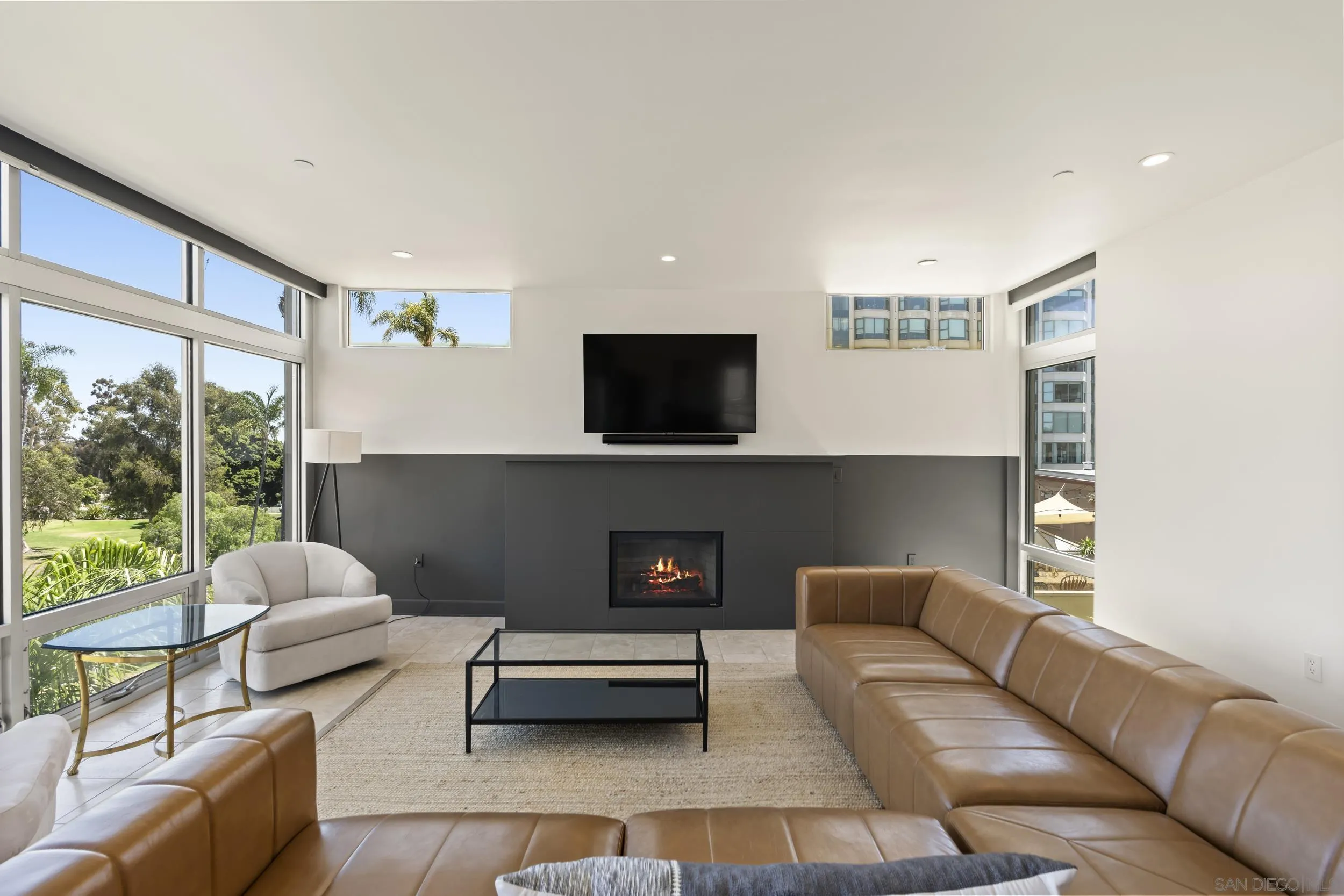 https://cdn.realtyfeed.com/cdn/127/260015152/b07bdc89857e4f37049fda4037fd1d22.webp