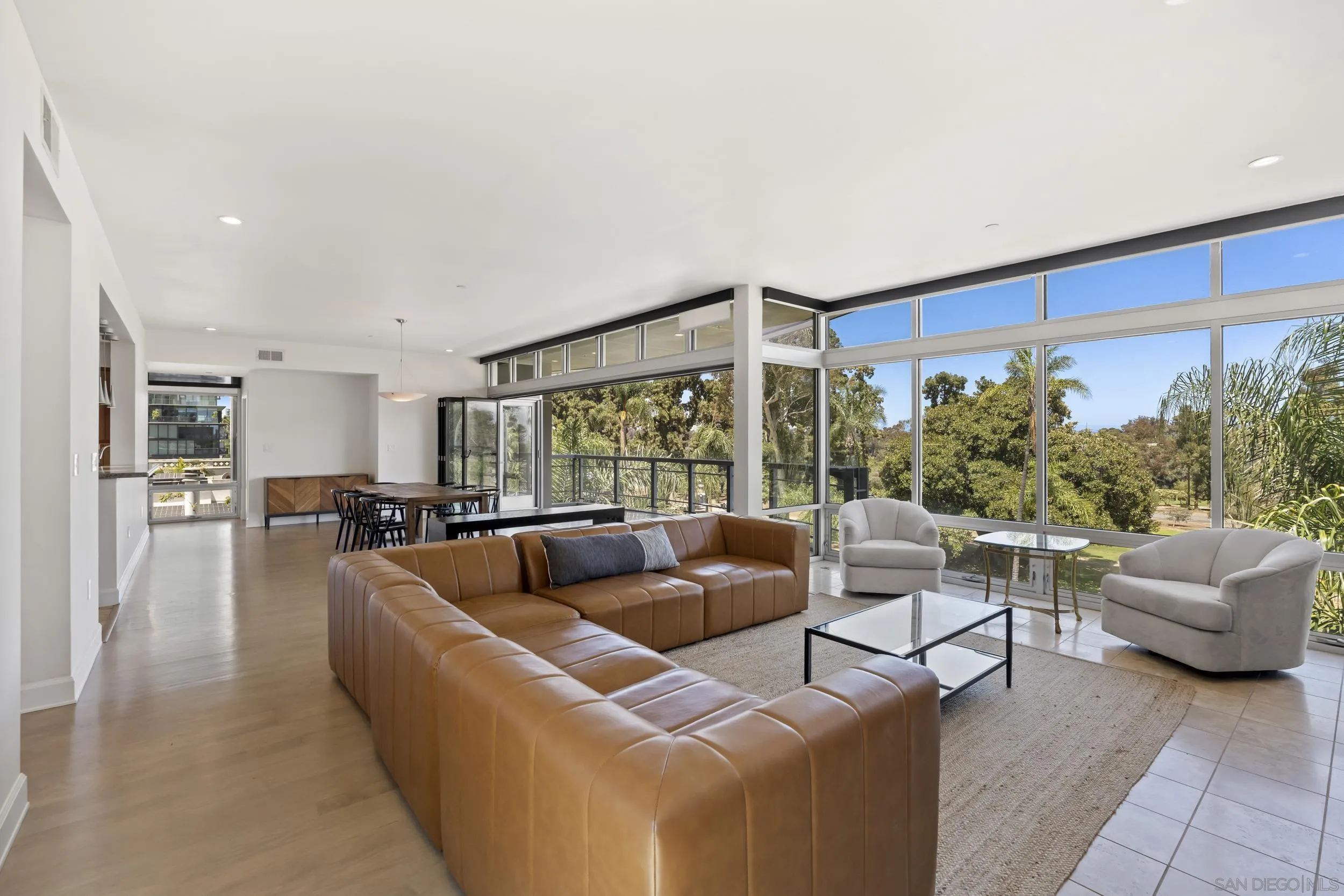 https://cdn.realtyfeed.com/cdn/127/260015152/ed5f65adf8e91b4913d9cda5b0f4305b.webp