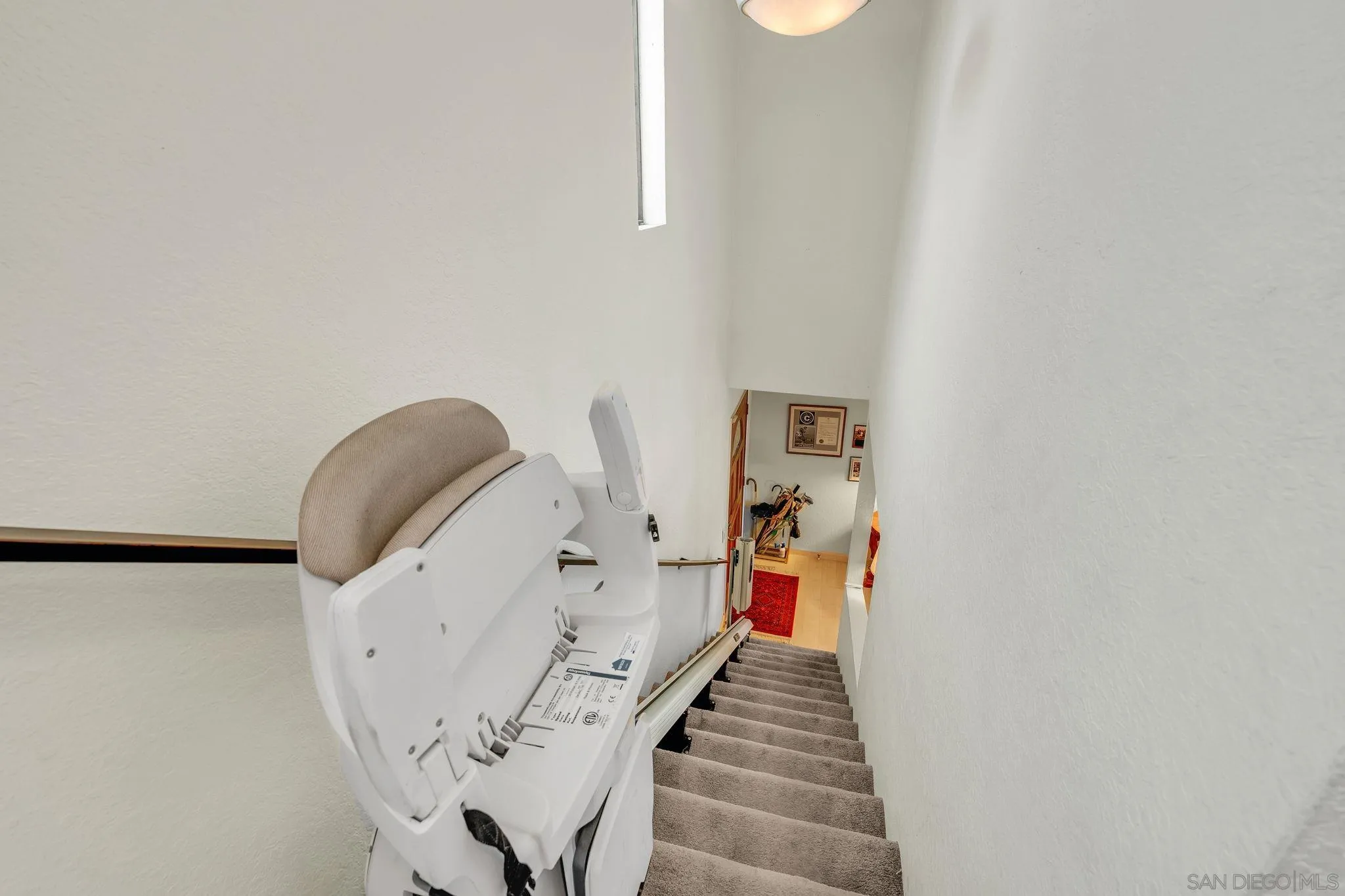 https://cdn.realtyfeed.com/cdn/127/260015153/1576336e9adabb84cb864b4a18203a6f.webp