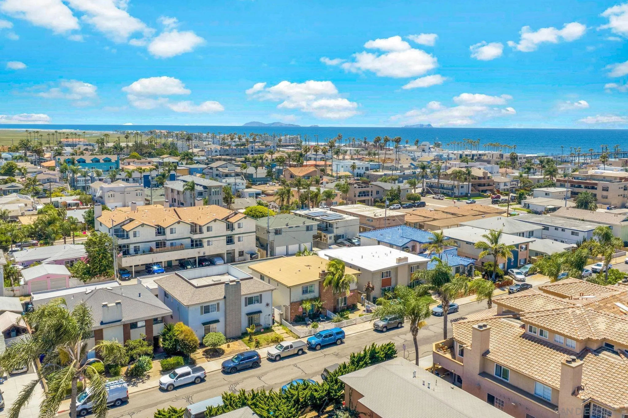 https://cdn.realtyfeed.com/cdn/127/260015153/c54e990d2ccb25e1287a596b74a616e7.webp
