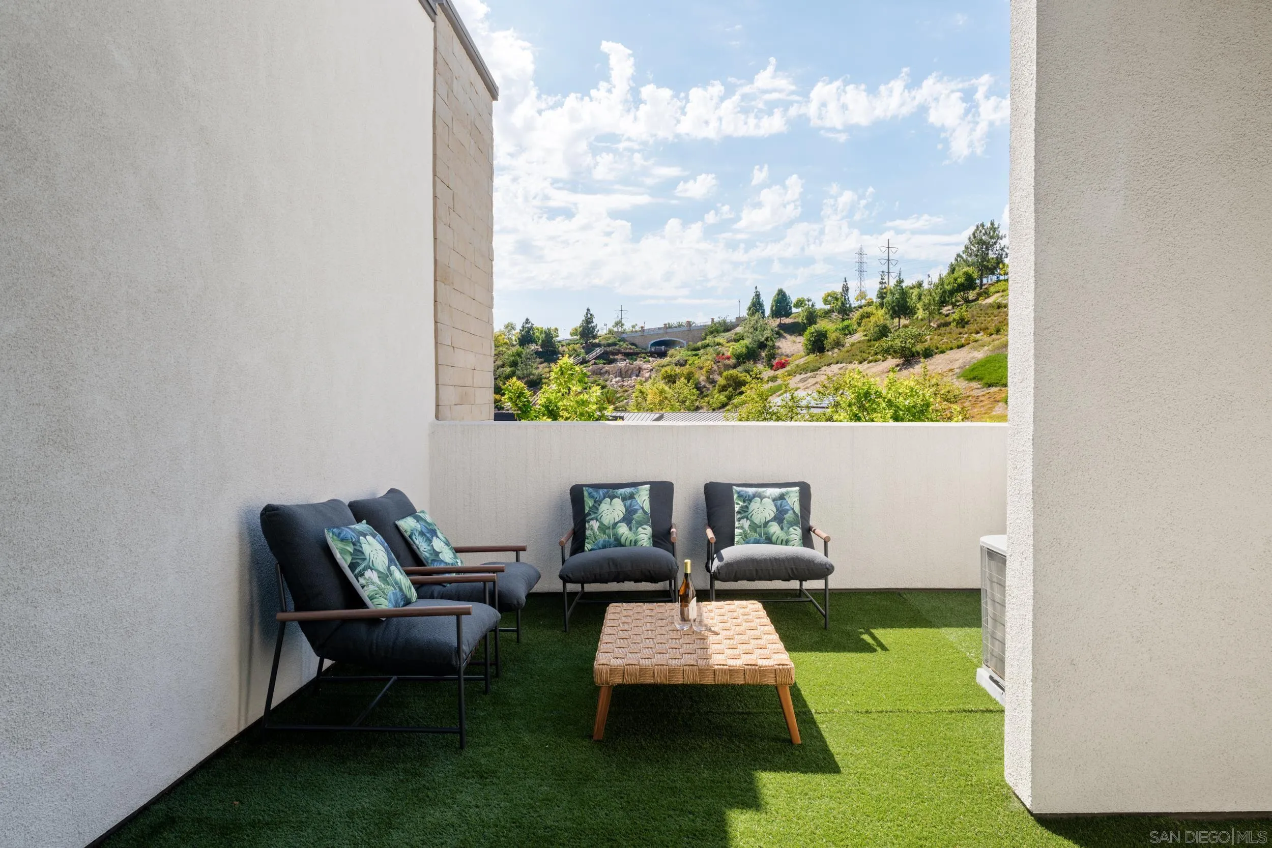 Photo #11: 260015156 Listing: Photo #11