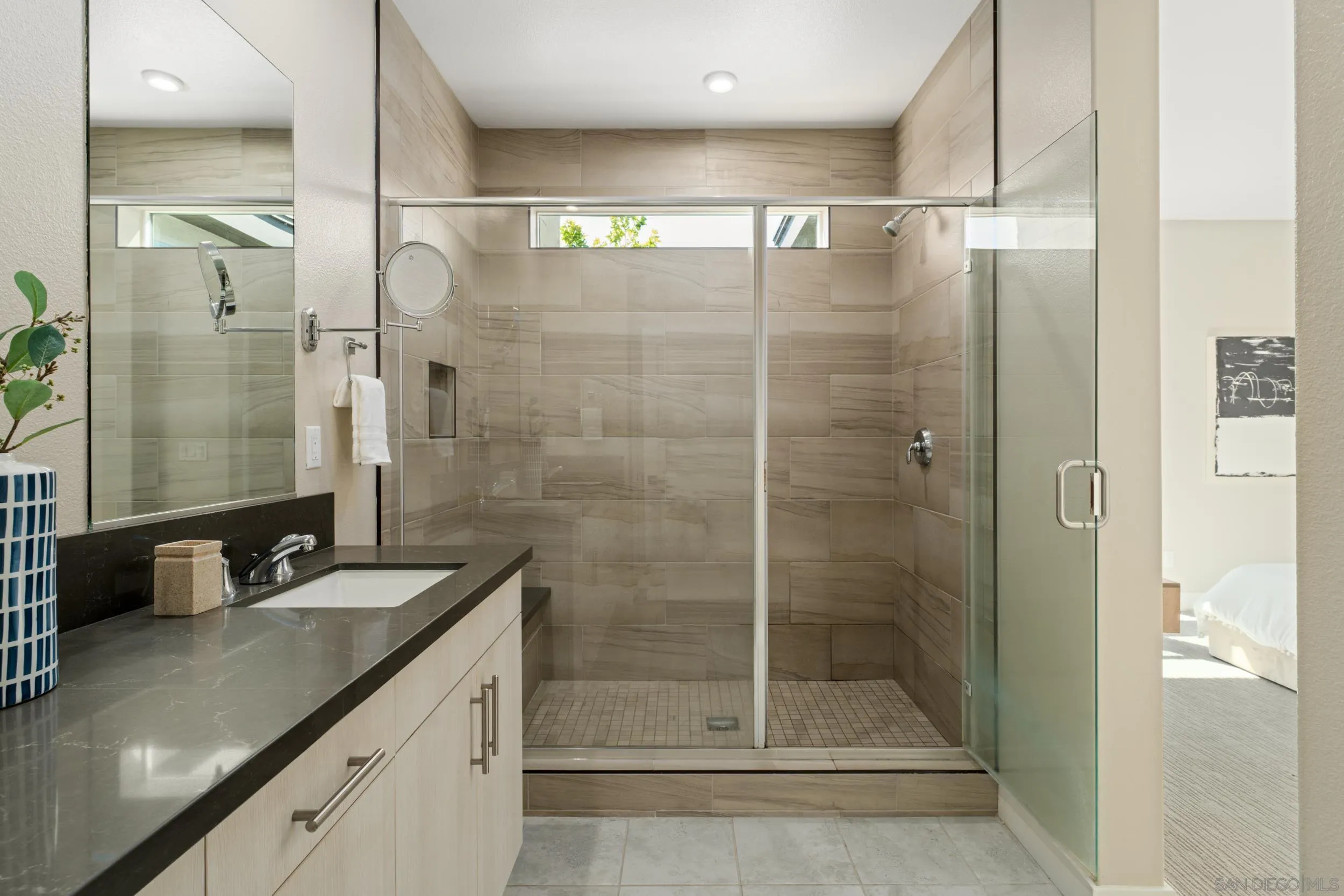 Photo #16: 260015156 Listing: Photo #16