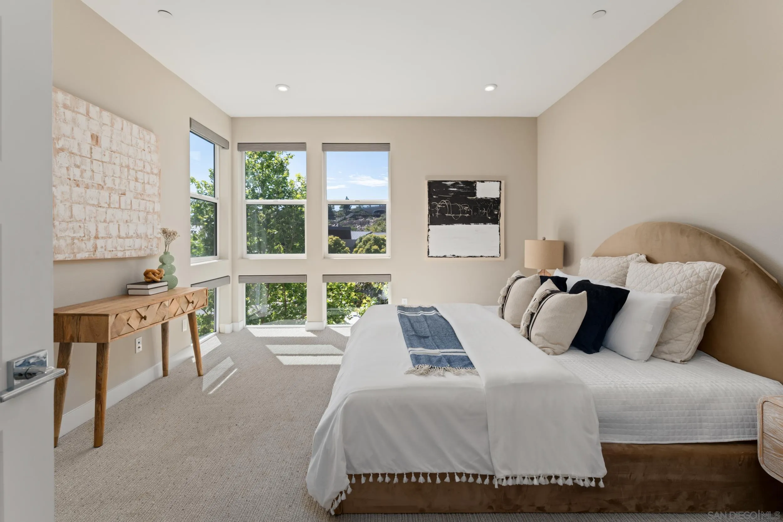 Photo #9: 260015156 Listing: Photo #9