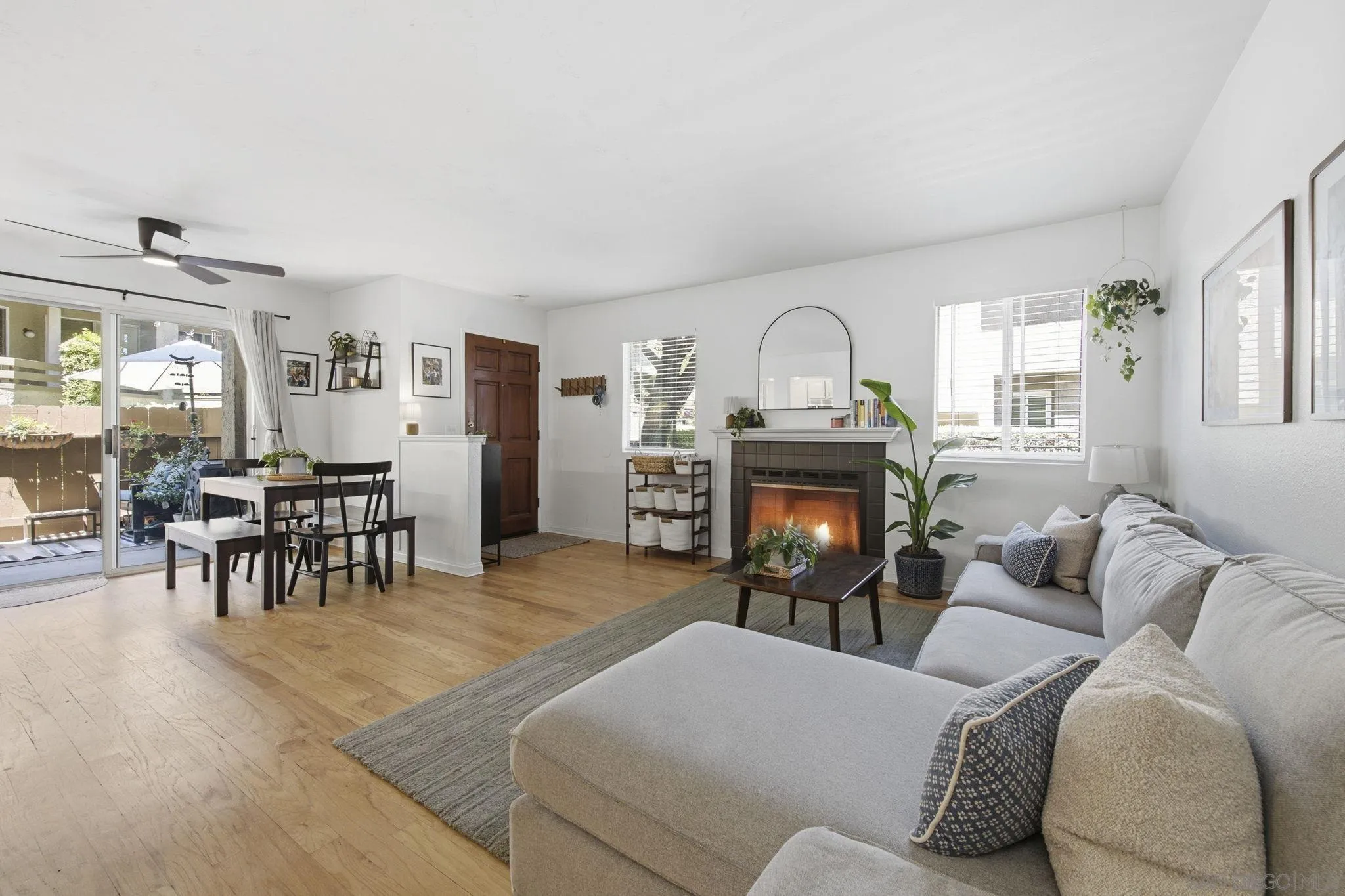 https://cdn.realtyfeed.com/cdn/127/260015157/96f6003e29ad00a3a6a35903af8362eb.webp