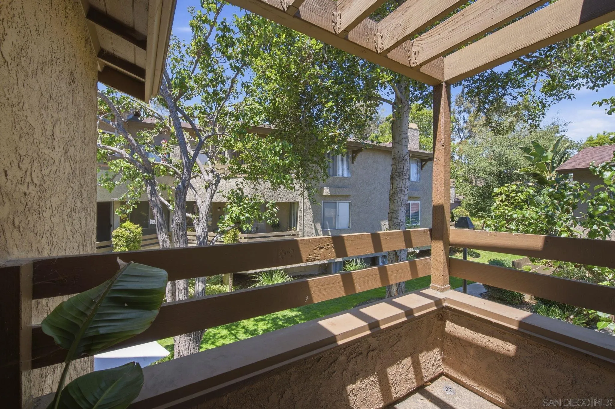 https://cdn.realtyfeed.com/cdn/127/260015157/e18ccc86dff1a768d6c14986243c573d.webp