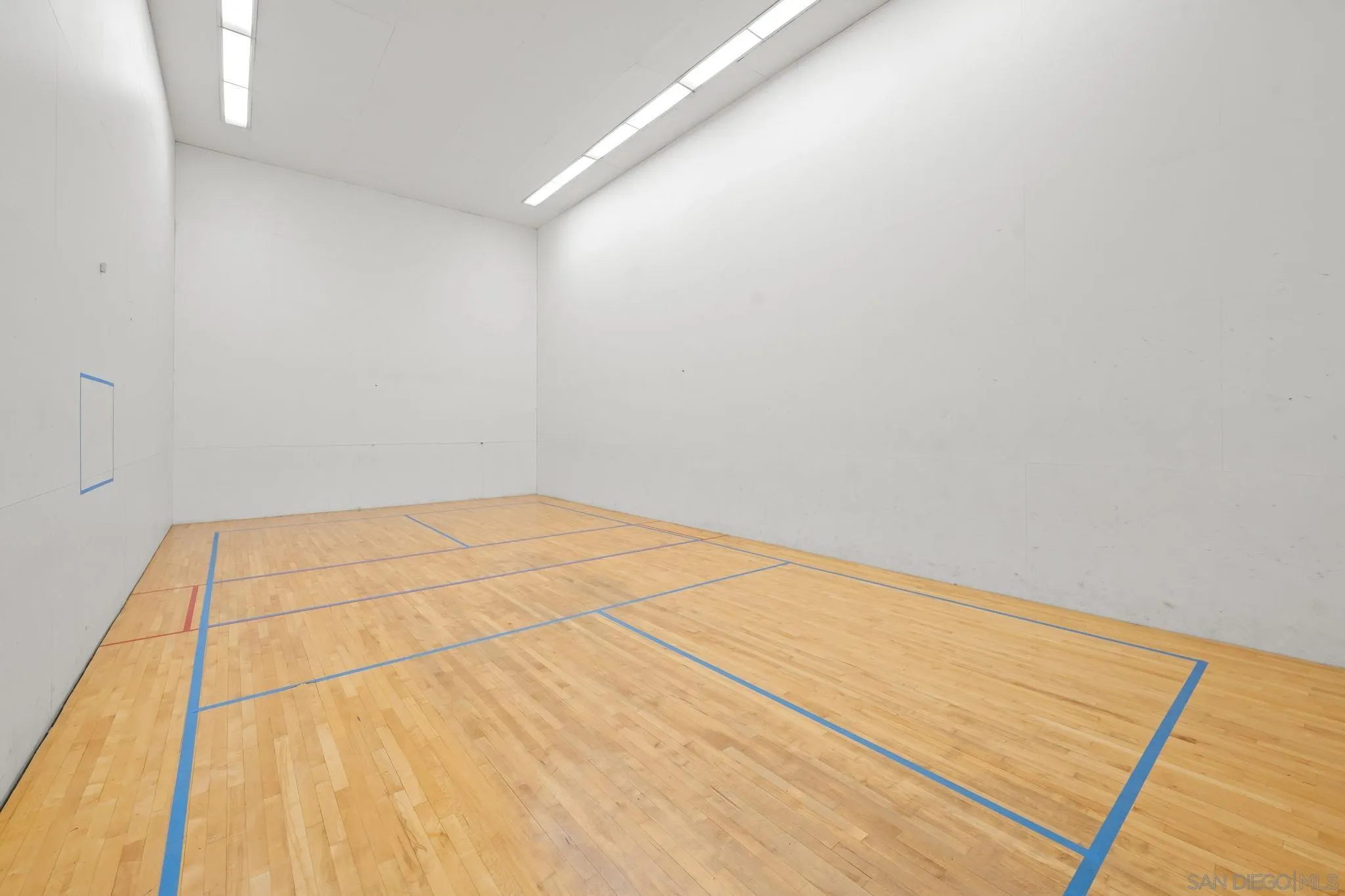 https://cdn.realtyfeed.com/cdn/127/260015159/97e8b830dce736e29cf029f809076d06.webp