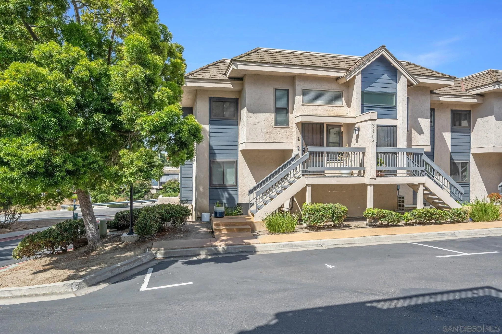 https://cdn.realtyfeed.com/cdn/127/260015159/d3bbbce07bfbf80ce4dbb40699b71f5e.webp