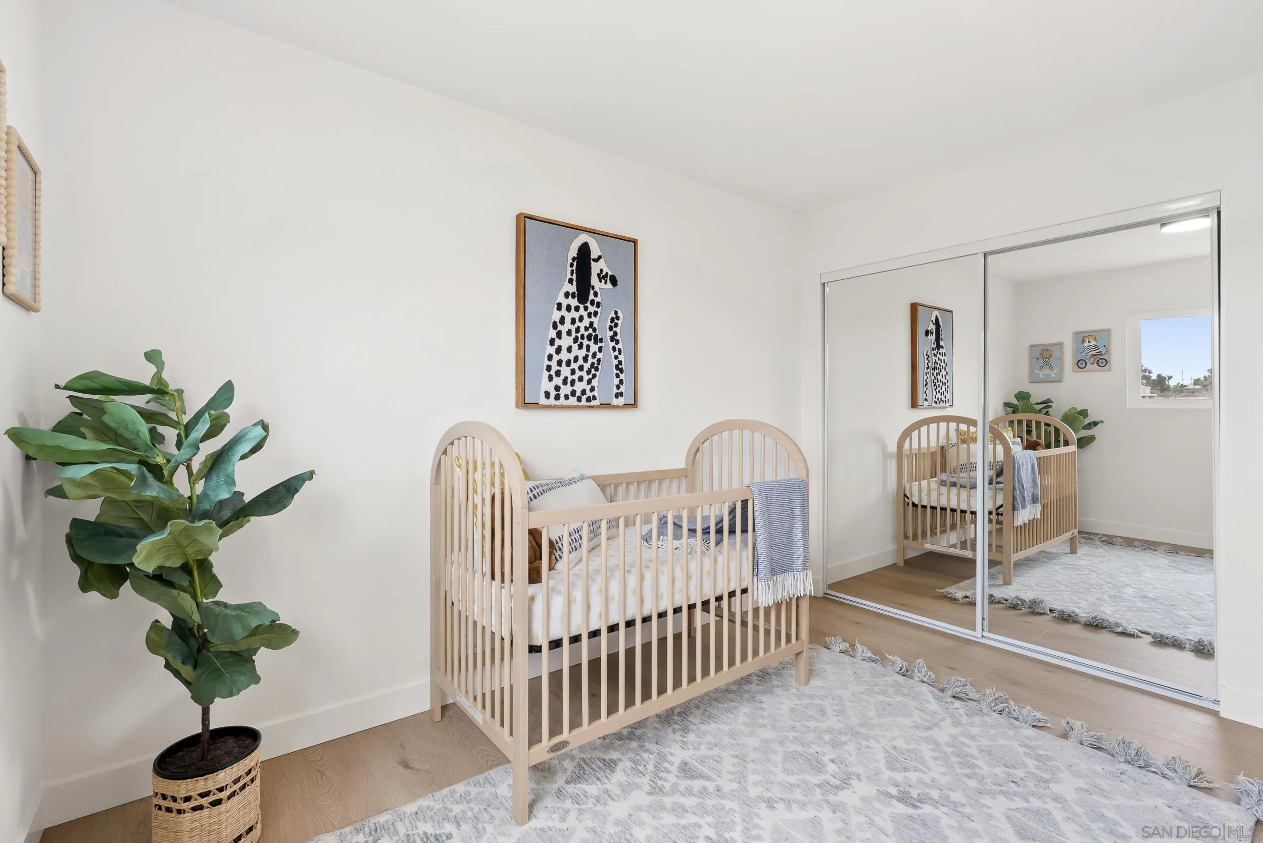 https://cdn.realtyfeed.com/cdn/127/260015170/2cc9a9d2a34196a261bfb5d732f59b56.webp