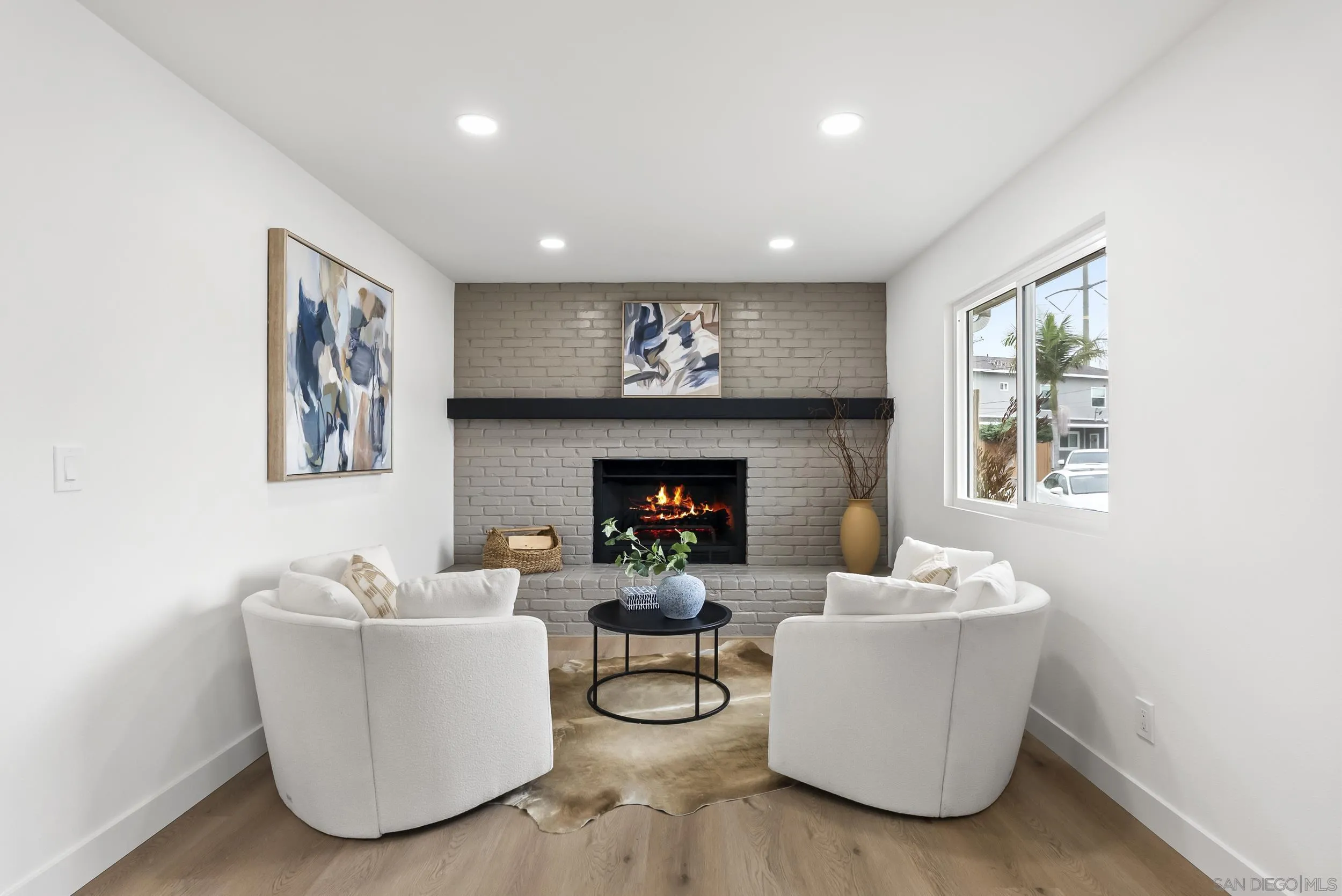 https://cdn.realtyfeed.com/cdn/127/260015170/847a5522760ceebf69f405e5165ebf1b.webp