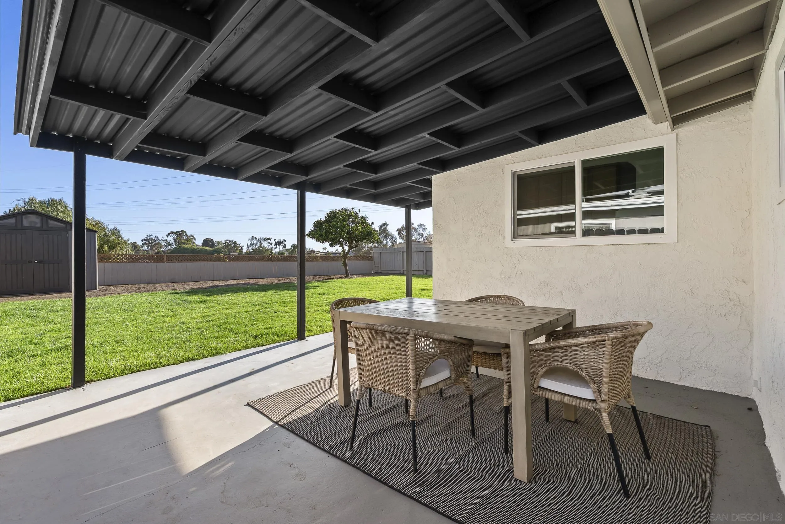 https://cdn.realtyfeed.com/cdn/127/260015170/8be99151b1a9608d9245ac6b9ea2135b.webp