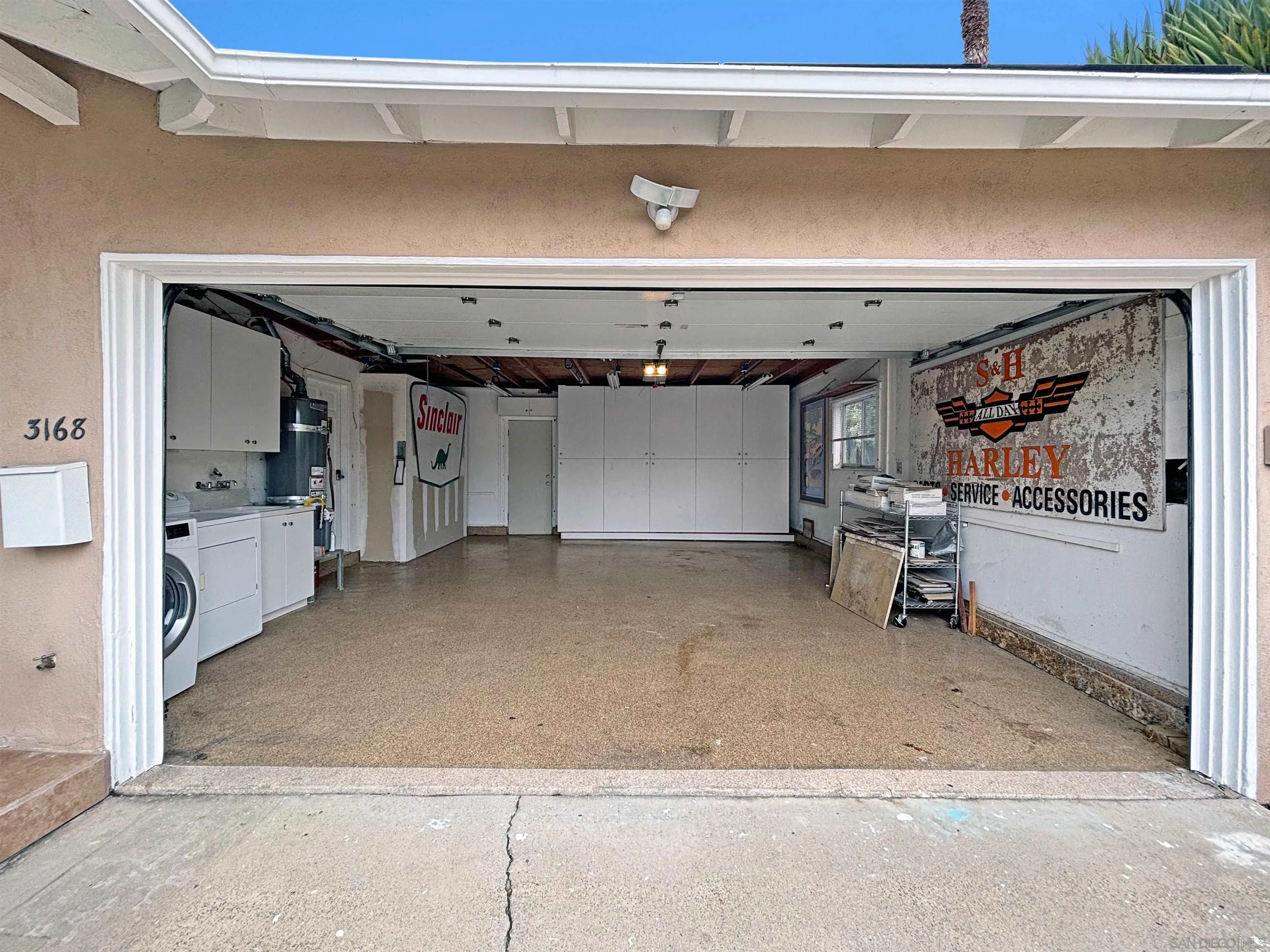 https://cdn.realtyfeed.com/cdn/127/260015186/19690eadd2de97aa0323e03f25728a18.webp