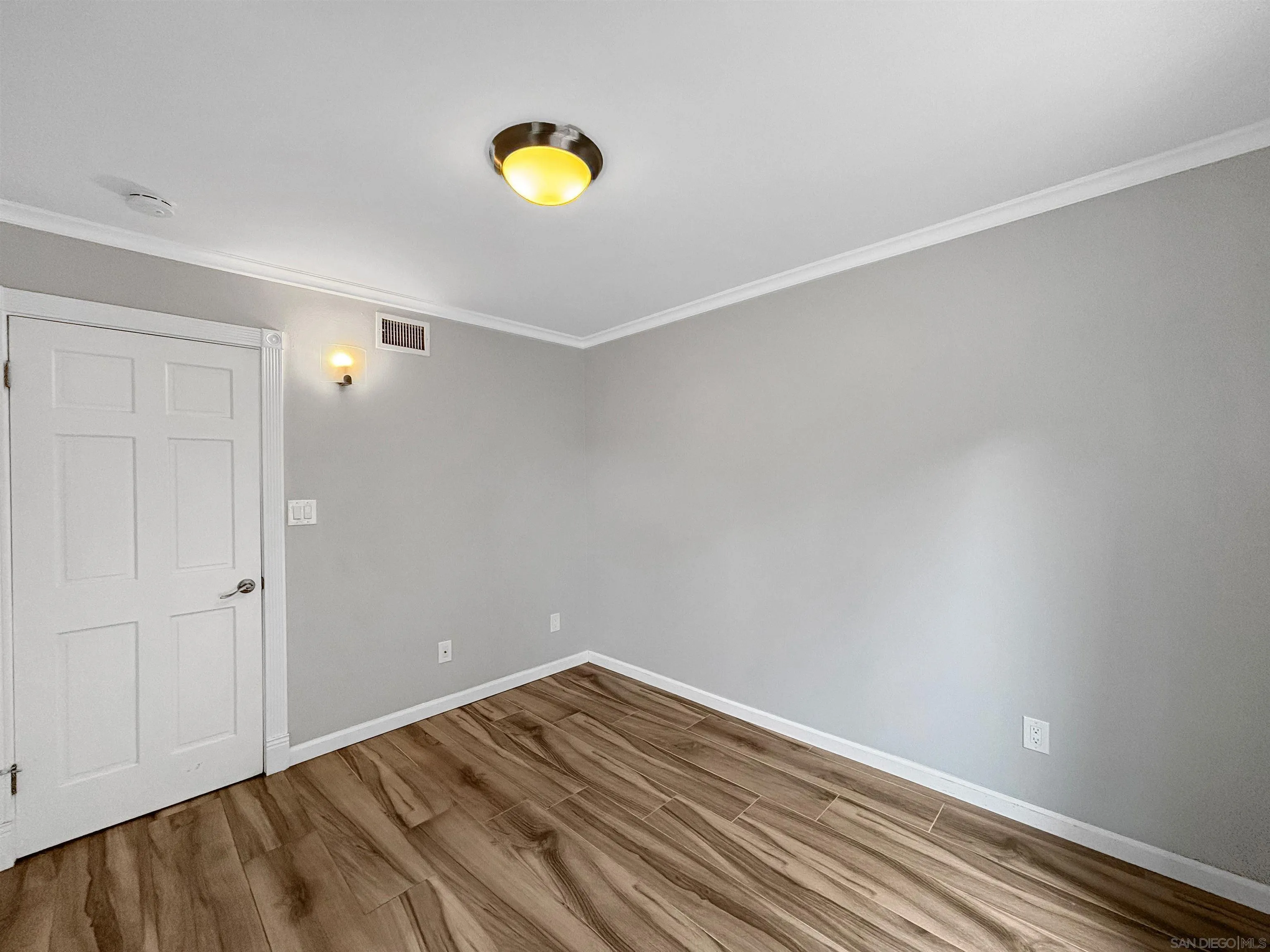 https://cdn.realtyfeed.com/cdn/127/260015186/42e5e8b5ae57daf12e58eccc2d182360.webp