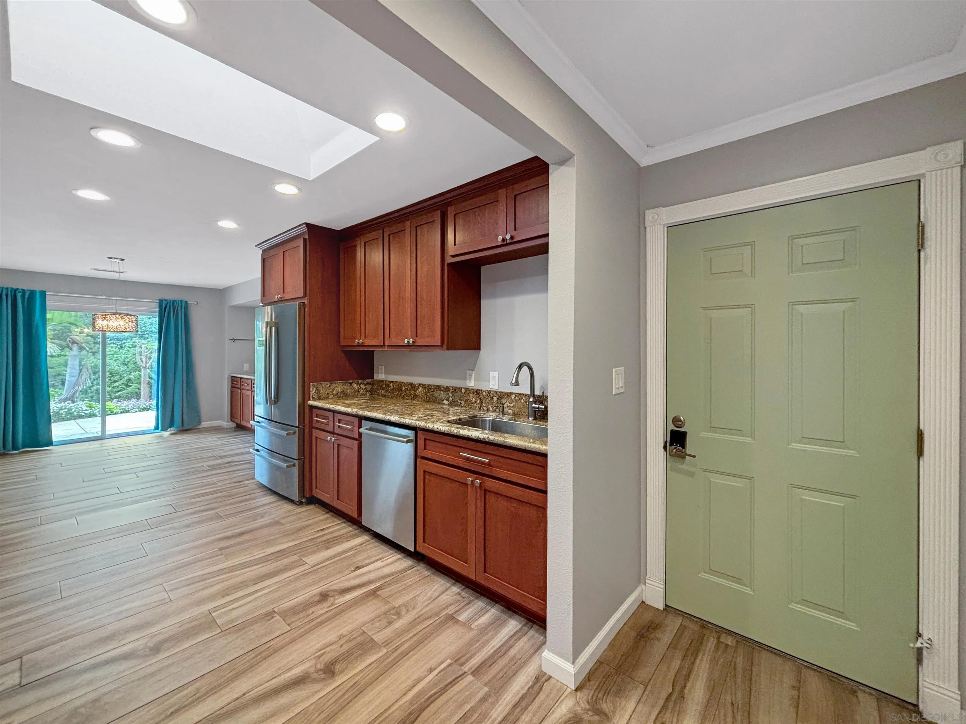 https://cdn.realtyfeed.com/cdn/127/260015186/be1c79eb05075d757d56c0555560dadb.webp