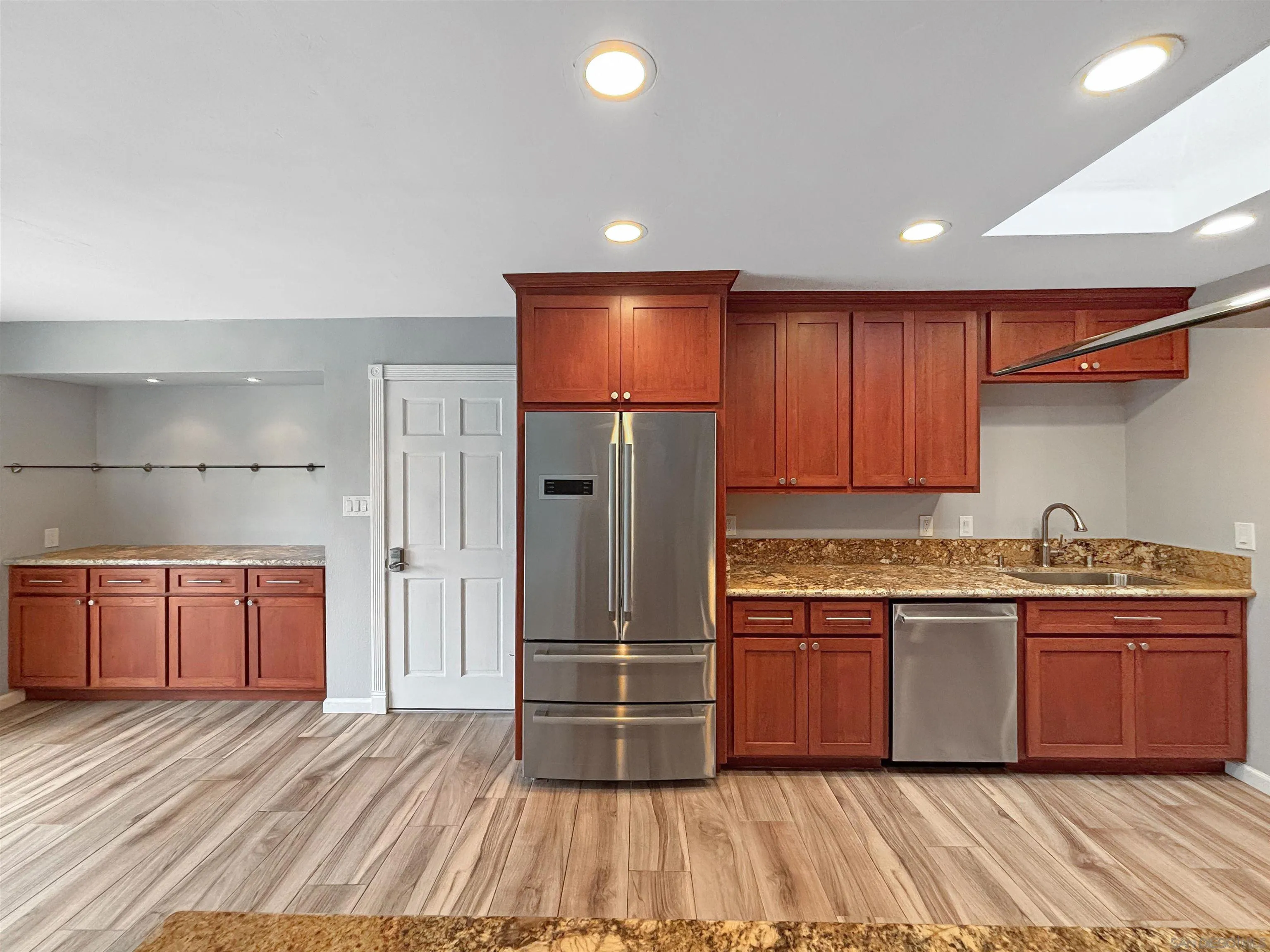 https://cdn.realtyfeed.com/cdn/127/260015186/f8a62e81e088e4e349f1e928610ac565.webp