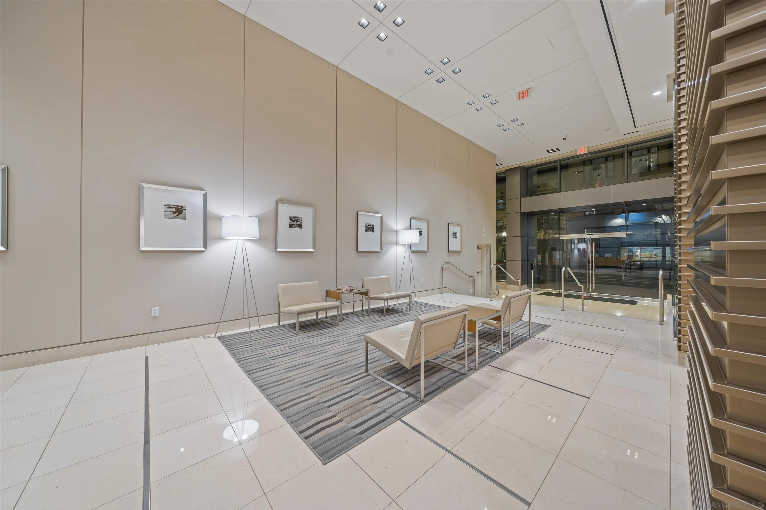 https://cdn.realtyfeed.com/cdn/127/260015190/3714a47fa19790039a7dbe45a04c927f.webp