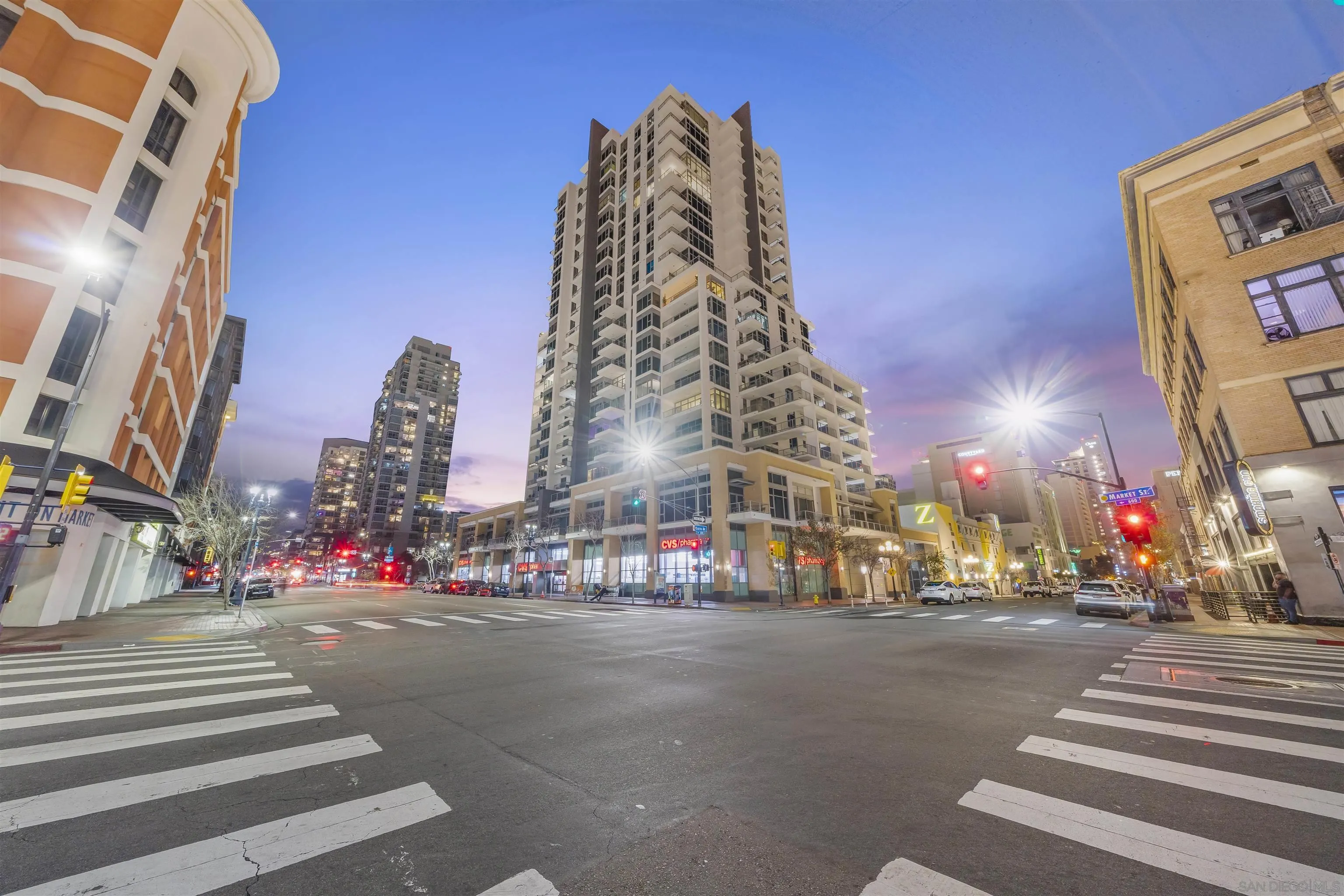 https://cdn.realtyfeed.com/cdn/127/260015190/5f061255f2f2e74fd7c625debf2f0d00.webp