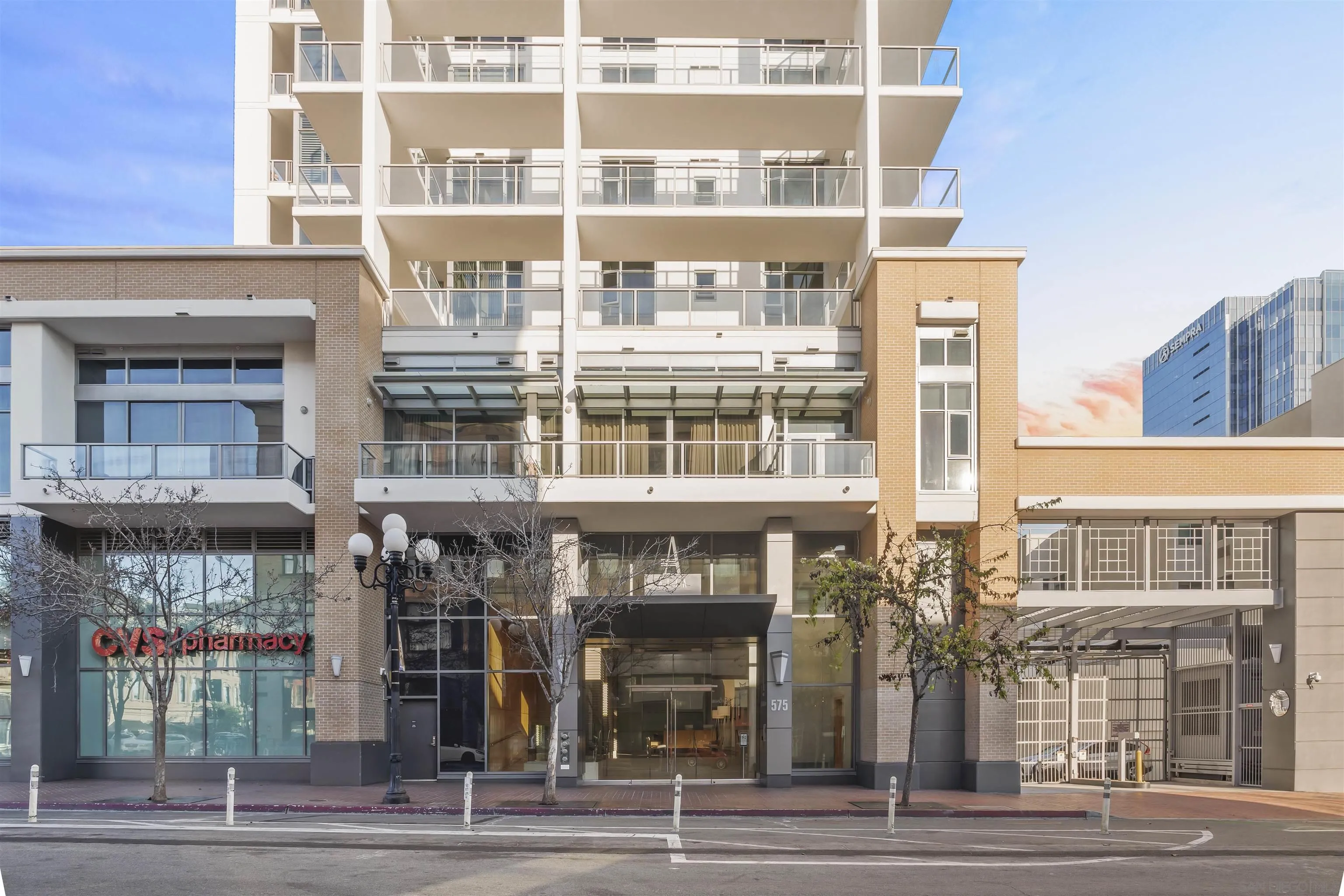 https://cdn.realtyfeed.com/cdn/127/260015190/bc3acdf55480ee17649a9ced792c7643.webp