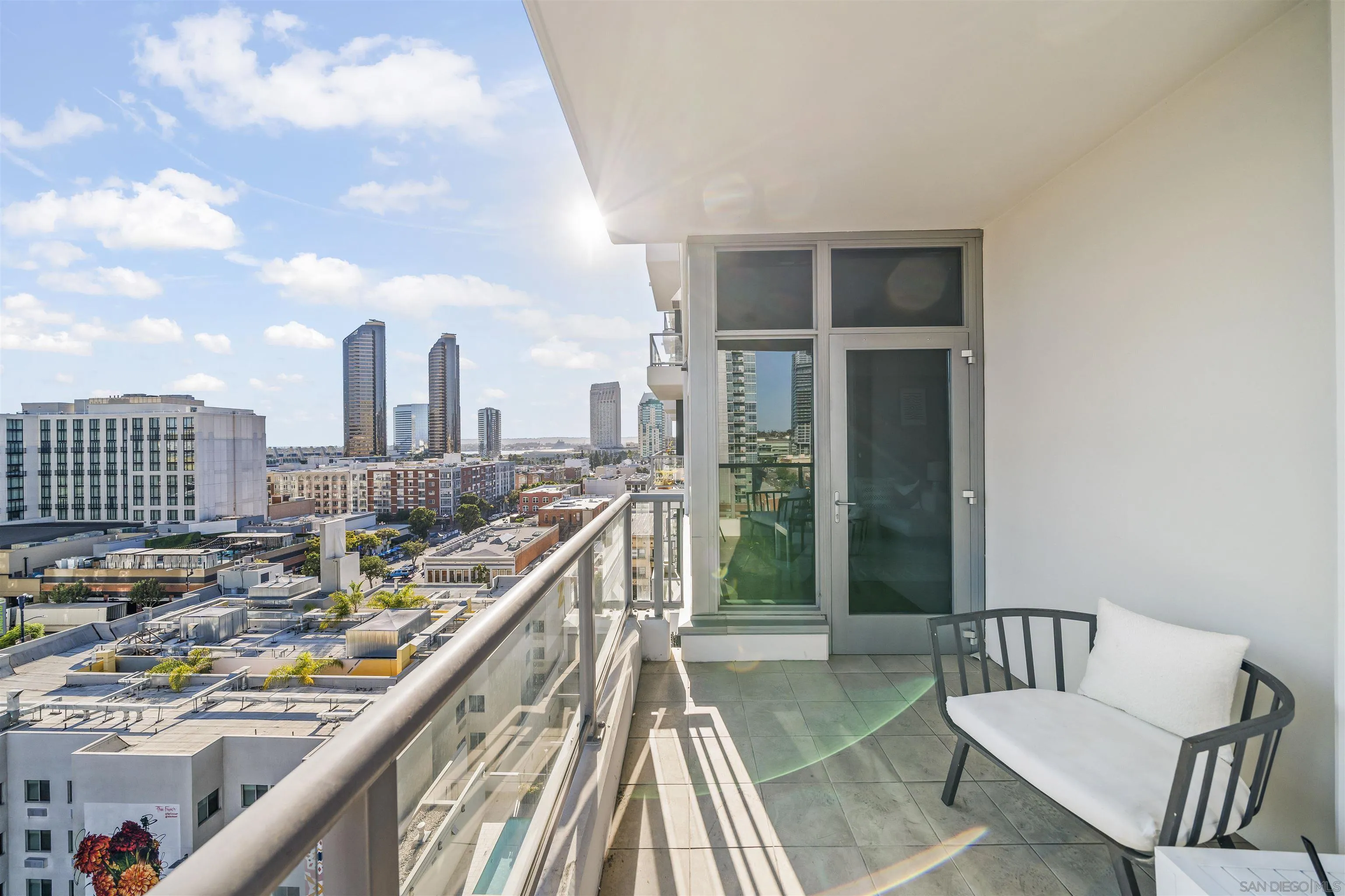 https://cdn.realtyfeed.com/cdn/127/260015190/cebf85e06a1ba440c19786e7fb129fa4.webp