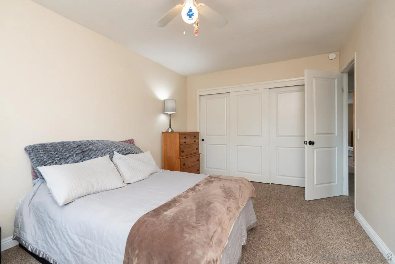 https://cdn.realtyfeed.com/cdn/127/260015191/ebe91cdf021a7320f6187406b2ae85ba.webp