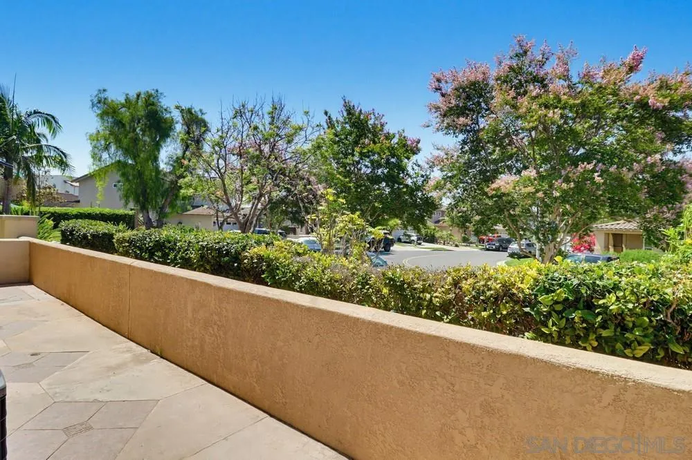https://cdn.realtyfeed.com/cdn/127/260015192/07983276fe0ab91e20c6e3265d6b31c0.webp