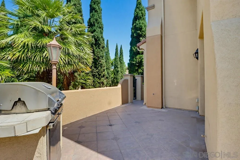 https://cdn.realtyfeed.com/cdn/127/260015192/d9bef889c5fa2ec1e625a23c92f3817b.webp