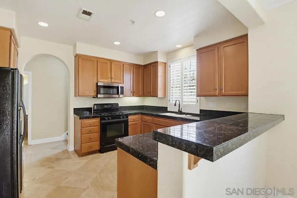 https://cdn.realtyfeed.com/cdn/127/260015192/ff00390a9fbf99e5a7a5f2a40adb417b.webp