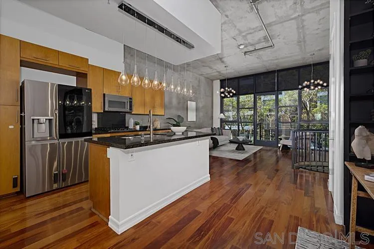 Photo #2: 2600152 Listing: Photo #2