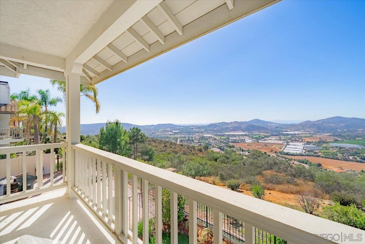 https://cdn.realtyfeed.com/cdn/127/260015200/81b53b03861d072cb52b97f4d38bc48b.webp
